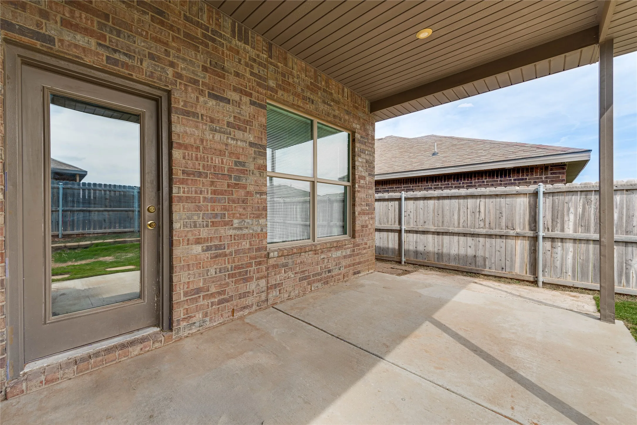 Single Family Residence For Sale in Midland County , 6819 Brush Drive, Midland, Texas 79705, 3 Bedroom, 2 Bathroom, 2 Garage spaces, 2,132 Sqft, built in 2019, mls#21284941, Real Estate Agent in Midland, Homes For Sale in Midland county, Homes For Sale in Midland, Realtor in Midland Texas, Real Estate Brokerage Independent Realty Texas, Luminita Cordes Realtor