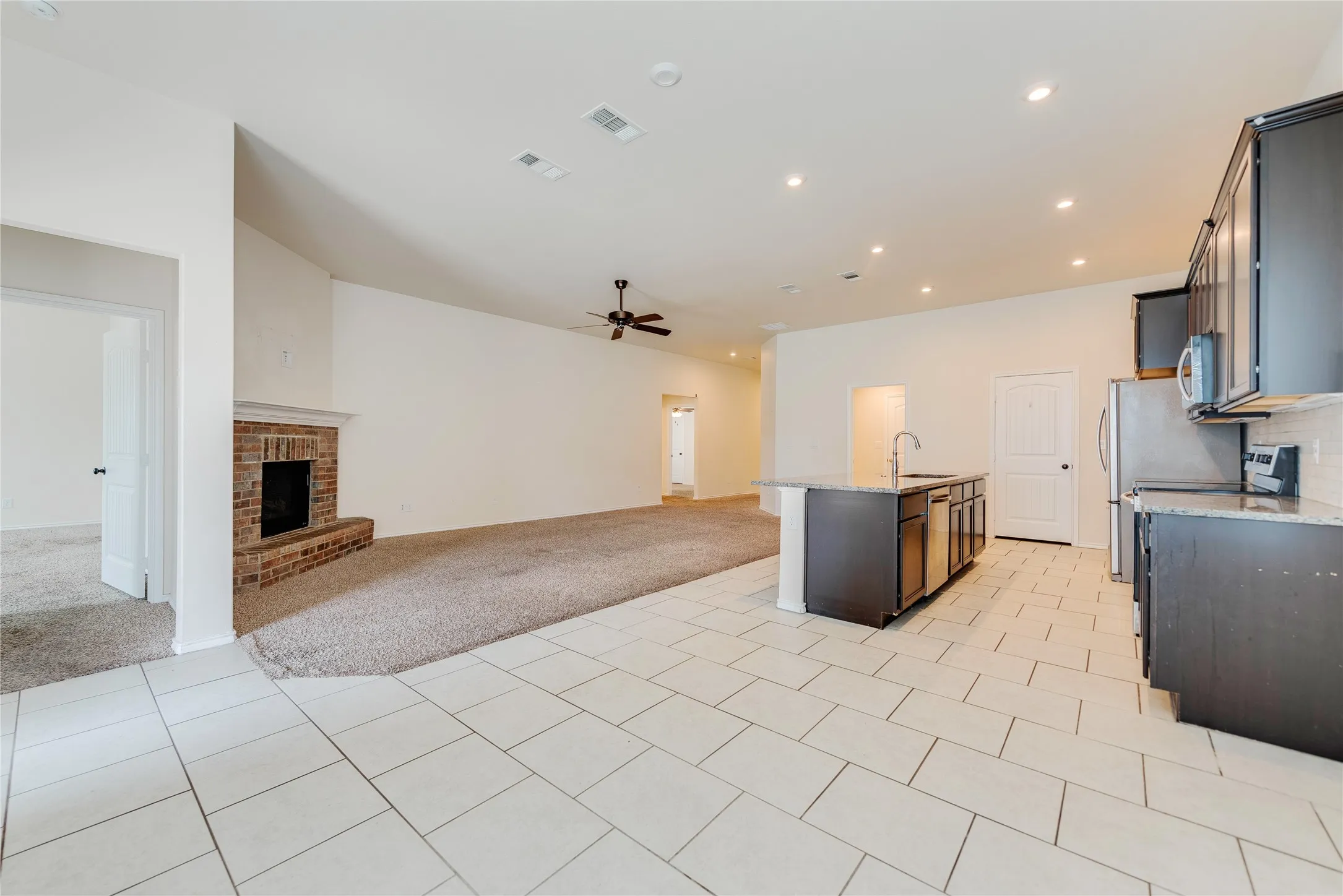 Single Family Residence For Sale in Midland County , 6819 Brush Drive, Midland, Texas 79705, 3 Bedroom, 2 Bathroom, 2 Garage spaces, 2,132 Sqft, built in 2019, mls#21284941, Real Estate Agent in Midland, Homes For Sale in Midland county, Homes For Sale in Midland, Realtor in Midland Texas, Real Estate Brokerage Independent Realty Texas, Luminita Cordes Realtor