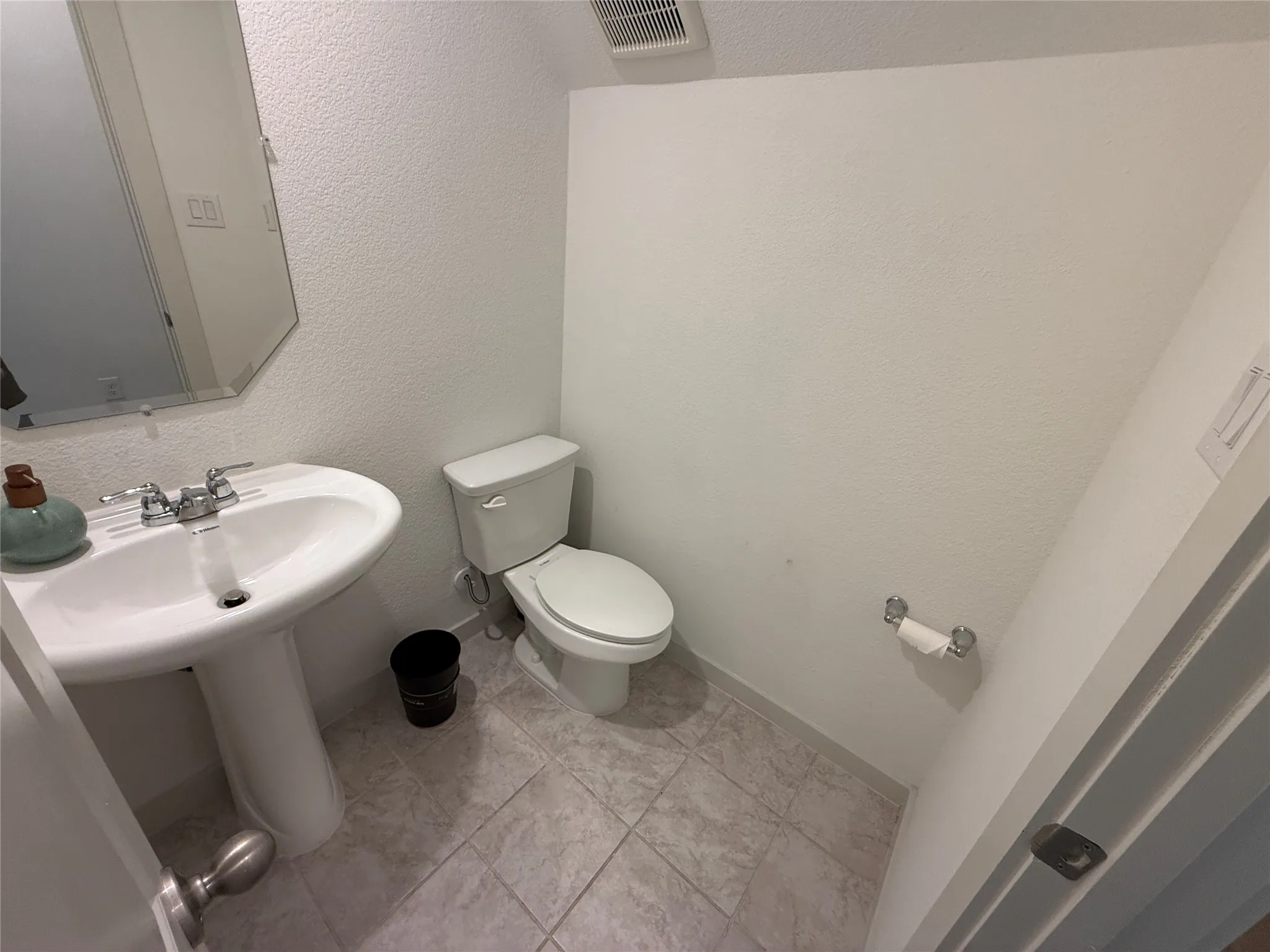 Single Family Residence For Rent in Kaufman County , 1106 Arborwood Drive, Forney, Texas 75126, 4 Bedroom, 4 Bathroom, 2 Garage spaces, 2,017 Sqft, built in 2023, mls#21316484, Real Estate Agent in Forney, Homes For Rent in Kaufman county, Homes For Rent in Forney, Realtor in Forney Texas, Real Estate Brokerage Independent Realty Texas, Luminita Cordes Realtor