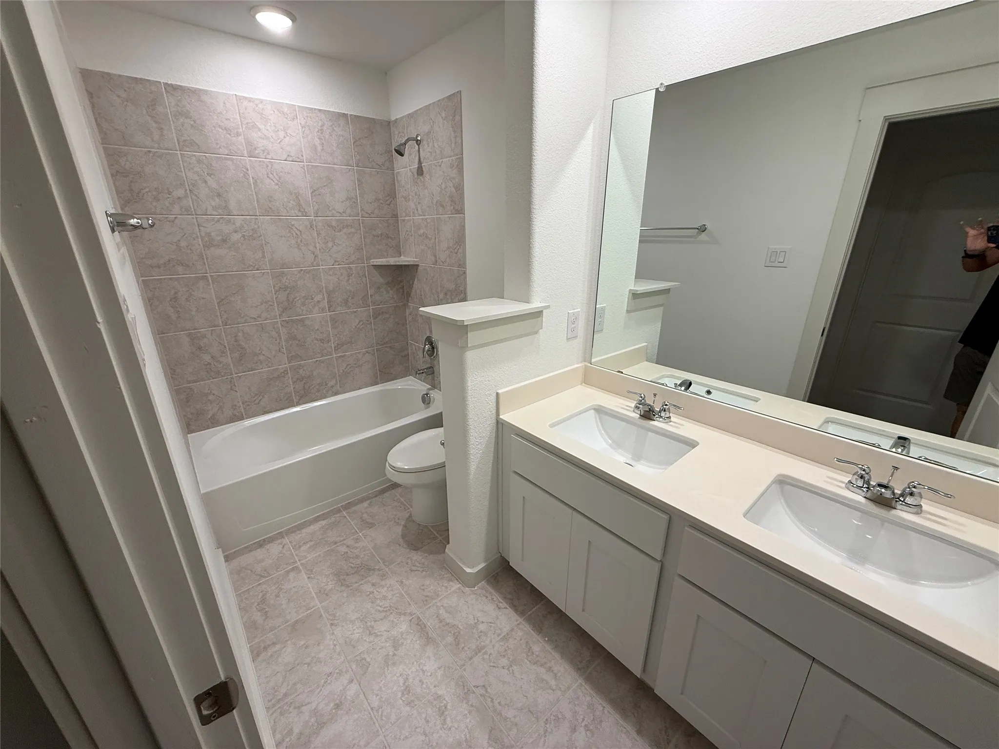 Single Family Residence For Rent in Kaufman County , 1106 Arborwood Drive, Forney, Texas 75126, 4 Bedroom, 4 Bathroom, 2 Garage spaces, 2,017 Sqft, built in 2023, mls#21316484, Real Estate Agent in Forney, Homes For Rent in Kaufman county, Homes For Rent in Forney, Realtor in Forney Texas, Real Estate Brokerage Independent Realty Texas, Luminita Cordes Realtor