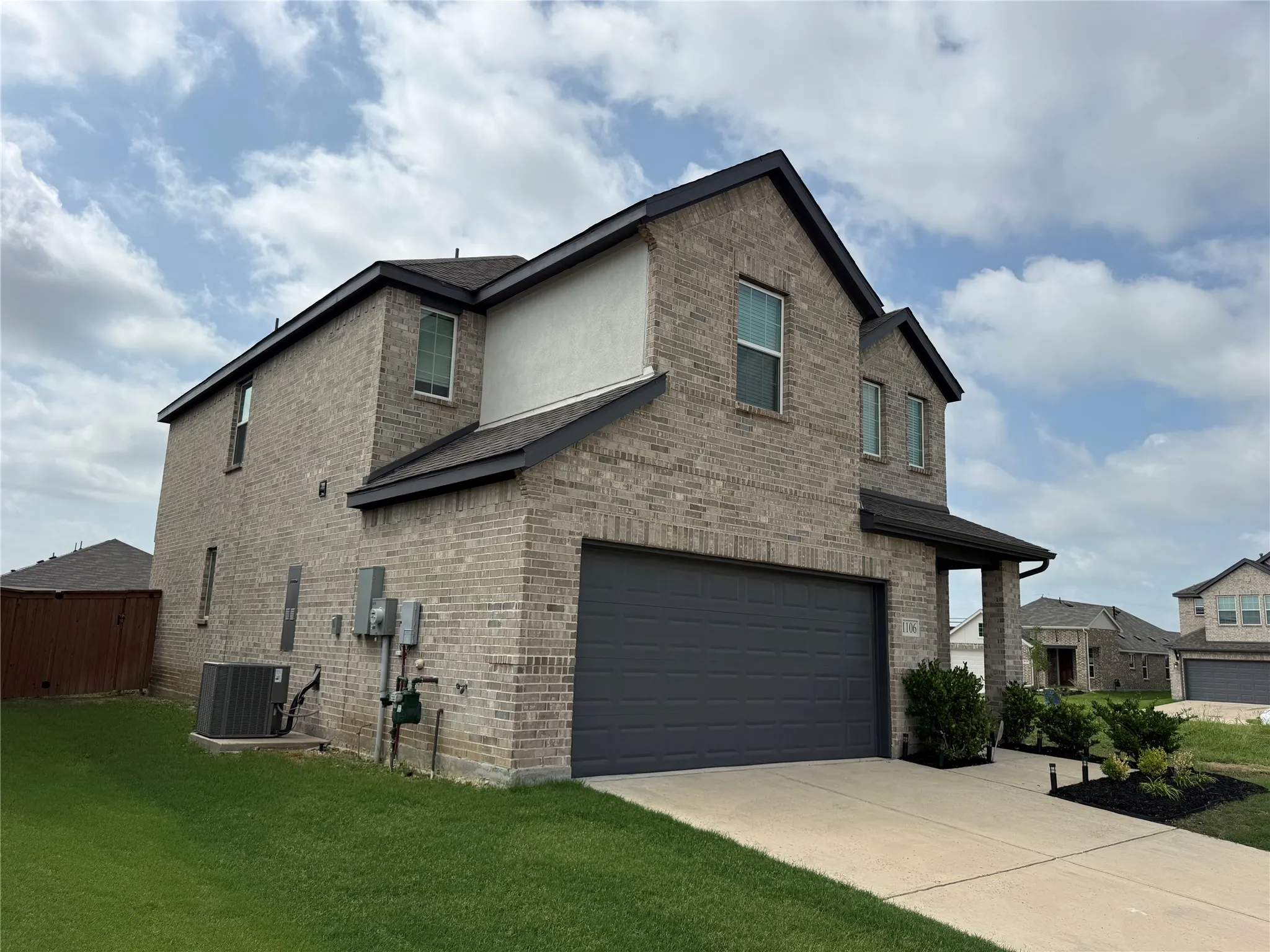 Single Family Residence For Rent in Kaufman County , 1106 Arborwood Drive, Forney, Texas 75126, 4 Bedroom, 4 Bathroom, 2 Garage spaces, 2,017 Sqft, built in 2023, mls#21316484, Real Estate Agent in Forney, Homes For Rent in Kaufman county, Homes For Rent in Forney, Realtor in Forney Texas, Real Estate Brokerage Independent Realty Texas, Luminita Cordes Realtor