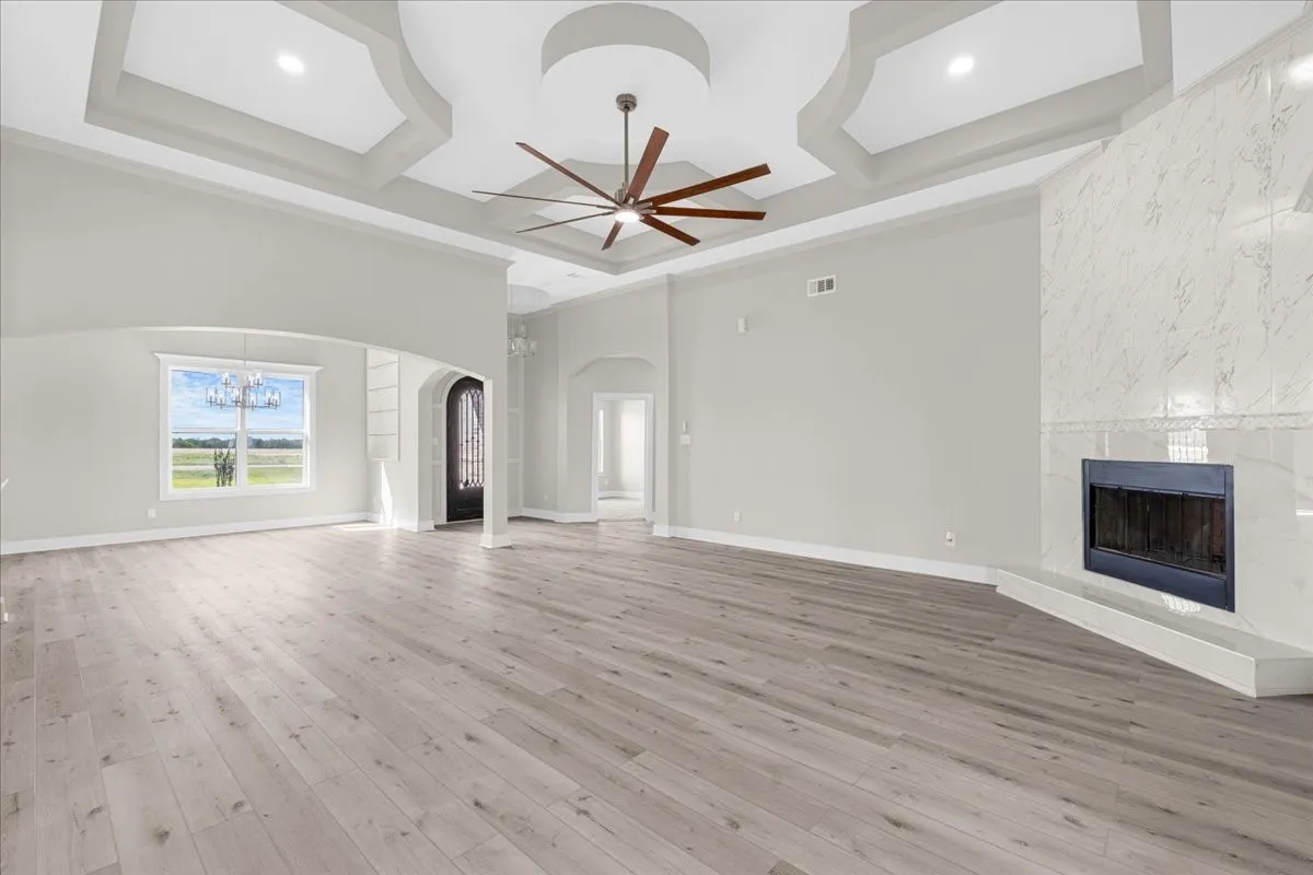 Single Family Residence For Sale in Navarro County , 1060 Grison Circle, Corsicana, Texas 75109, 4 Bedroom, 4 Bathroom, 2 Garage spaces, 4,653 Sqft, built in 2025, mls#21316984, Real Estate Agent in Corsicana, Homes For Sale in Navarro county, Homes For Sale in Corsicana, Realtor in Corsicana Texas, Real Estate Brokerage Independent Realty Texas, Luminita Cordes Realtor