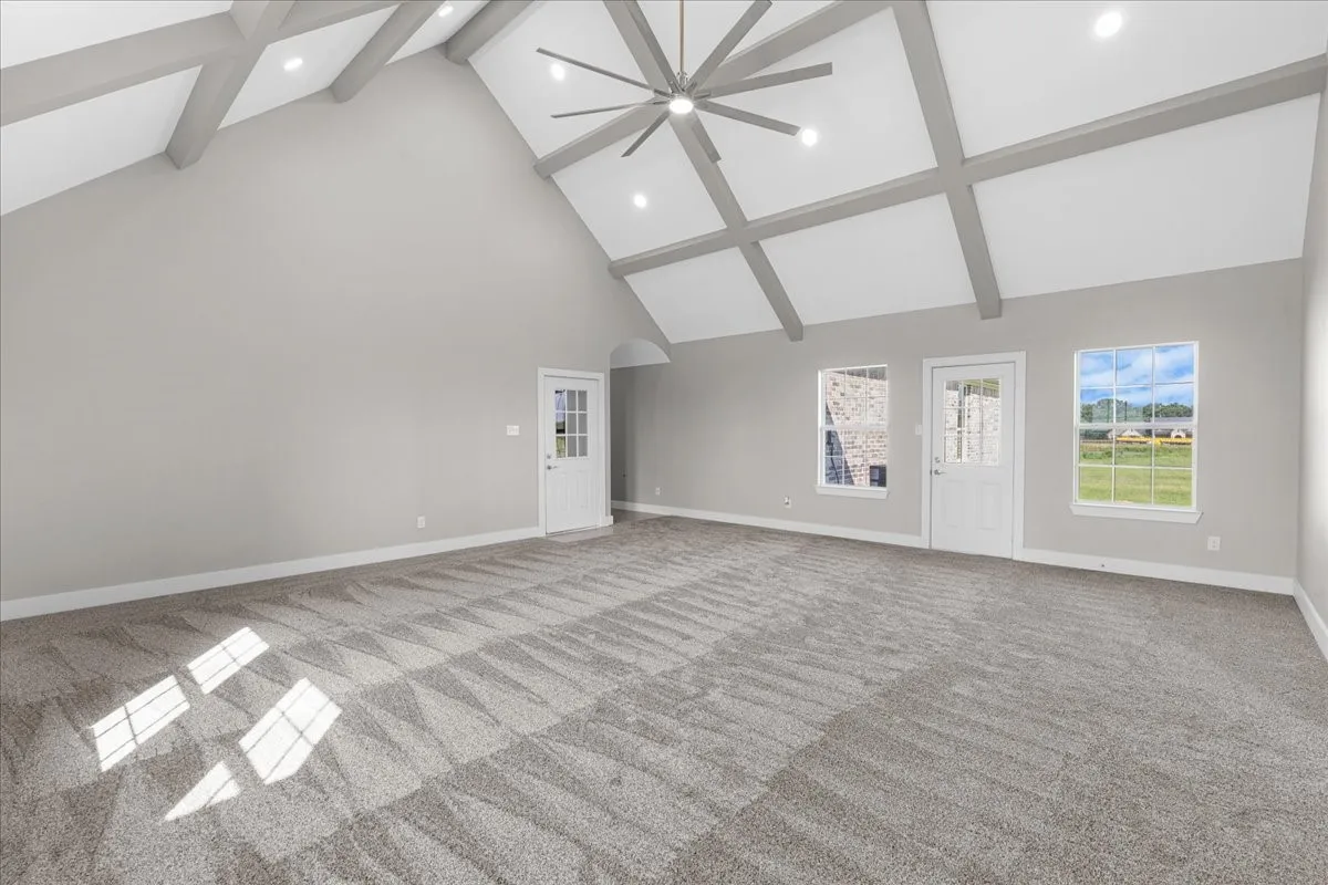 Single Family Residence For Sale in Navarro County , 1060 Grison Circle, Corsicana, Texas 75109, 4 Bedroom, 4 Bathroom, 2 Garage spaces, 4,653 Sqft, built in 2025, mls#21316984, Real Estate Agent in Corsicana, Homes For Sale in Navarro county, Homes For Sale in Corsicana, Realtor in Corsicana Texas, Real Estate Brokerage Independent Realty Texas, Luminita Cordes Realtor