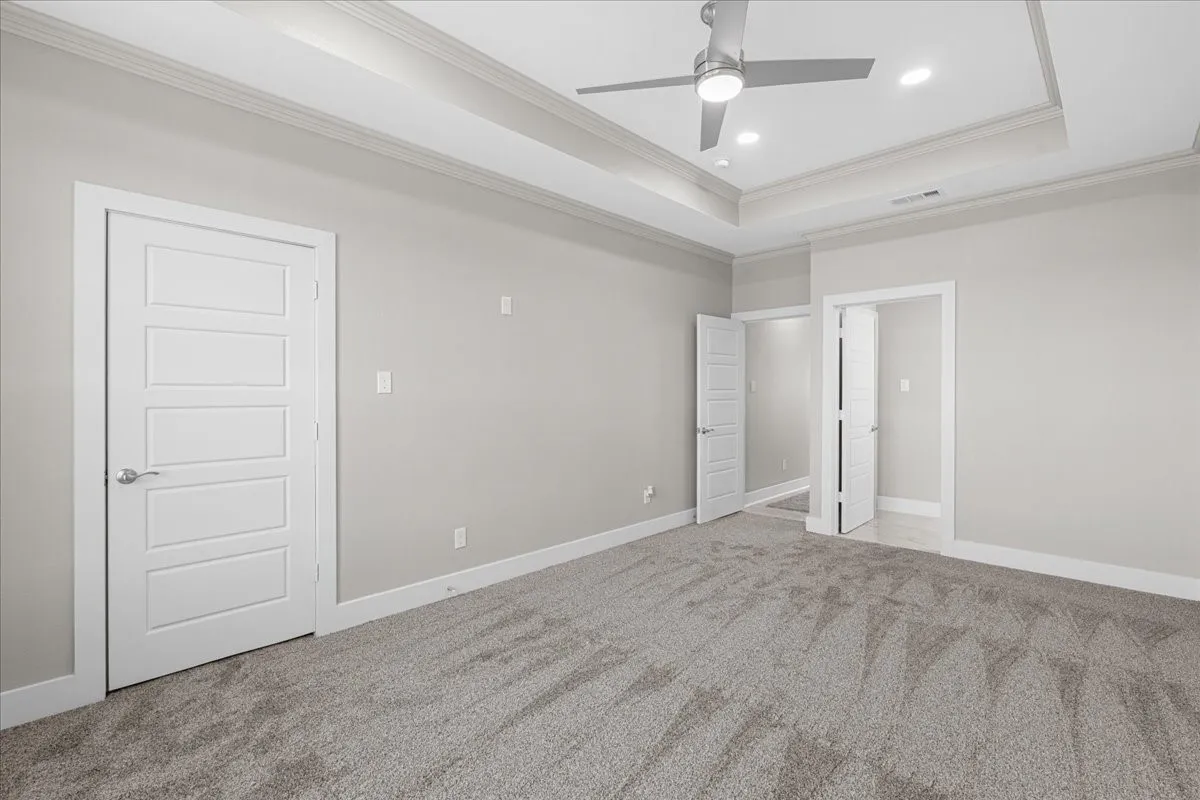 Single Family Residence For Sale in Navarro County , 1060 Grison Circle, Corsicana, Texas 75109, 4 Bedroom, 4 Bathroom, 2 Garage spaces, 4,653 Sqft, built in 2025, mls#21316984, Real Estate Agent in Corsicana, Homes For Sale in Navarro county, Homes For Sale in Corsicana, Realtor in Corsicana Texas, Real Estate Brokerage Independent Realty Texas, Luminita Cordes Realtor