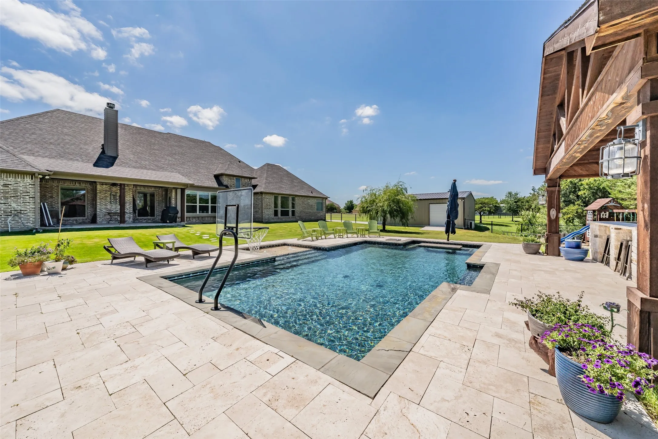Single Family Residence For Sale in Parker County , 259 Wapiti Drive, Azle, Texas 76020, 4 Bedroom, 4 Bathroom, 3 Garage spaces, 3,387 Sqft, built in 2015, mls#21317205, Real Estate Agent in Azle, Homes For Sale in Parker county, Homes For Sale in Azle, Realtor in Azle Texas, Real Estate Brokerage Independent Realty Texas, Luminita Cordes Realtor