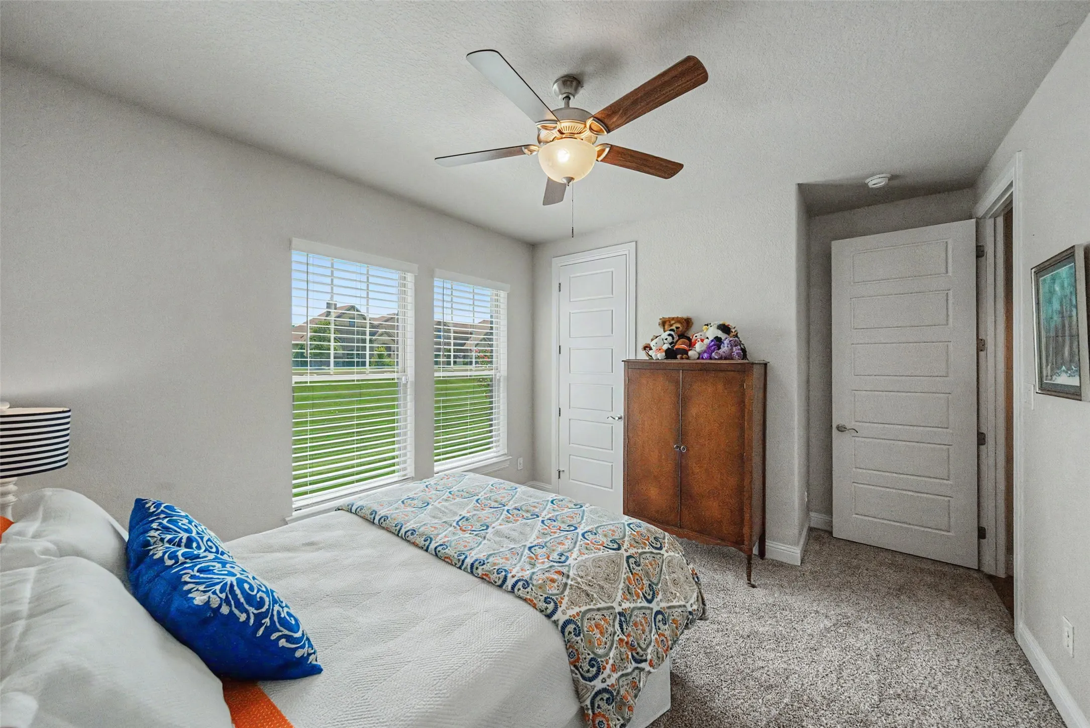Single Family Residence For Sale in Parker County , 259 Wapiti Drive, Azle, Texas 76020, 4 Bedroom, 4 Bathroom, 3 Garage spaces, 3,387 Sqft, built in 2015, mls#21317205, Real Estate Agent in Azle, Homes For Sale in Parker county, Homes For Sale in Azle, Realtor in Azle Texas, Real Estate Brokerage Independent Realty Texas, Luminita Cordes Realtor