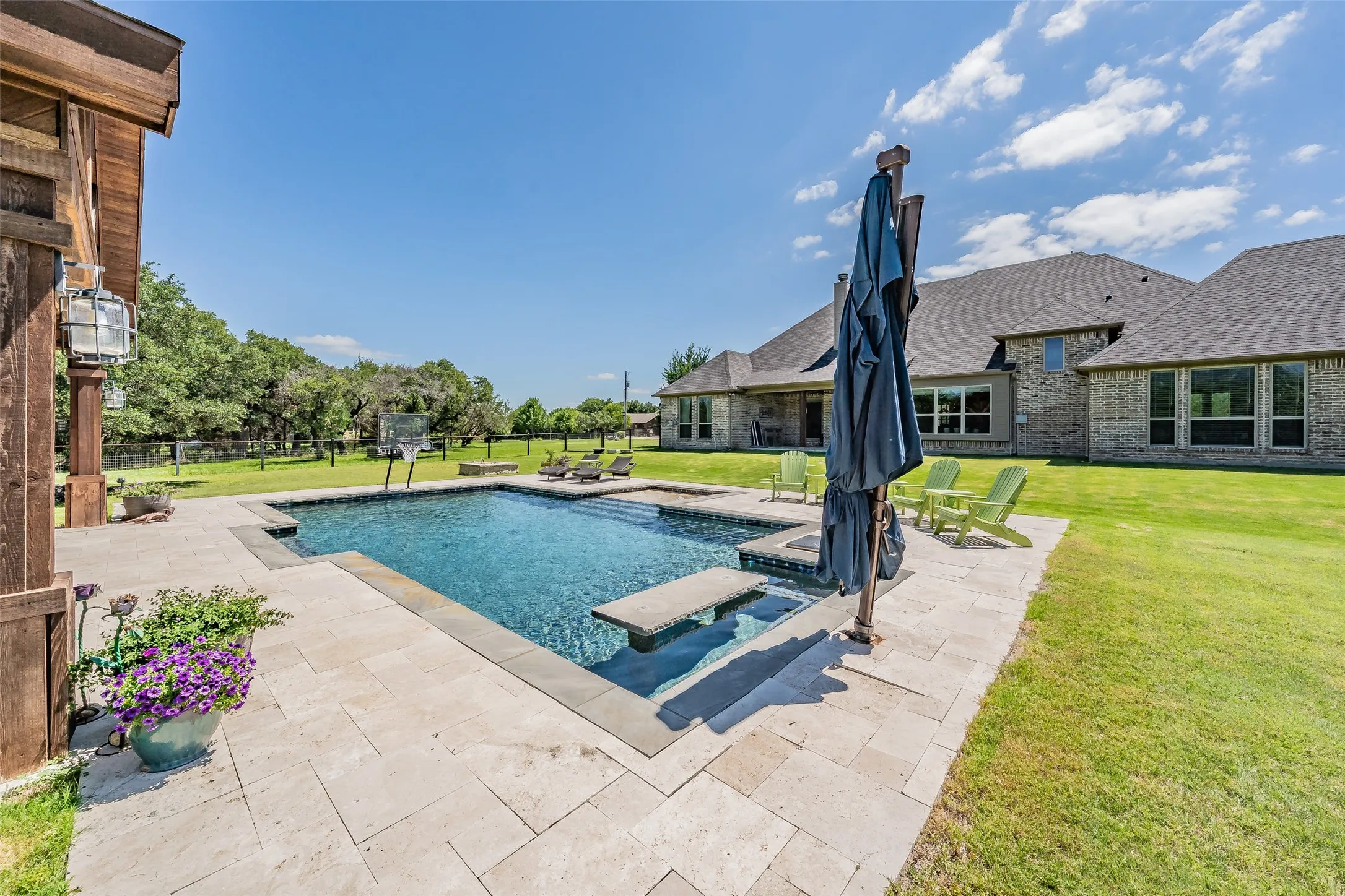 Single Family Residence For Sale in Parker County , 259 Wapiti Drive, Azle, Texas 76020, 4 Bedroom, 4 Bathroom, 3 Garage spaces, 3,387 Sqft, built in 2015, mls#21317205, Real Estate Agent in Azle, Homes For Sale in Parker county, Homes For Sale in Azle, Realtor in Azle Texas, Real Estate Brokerage Independent Realty Texas, Luminita Cordes Realtor