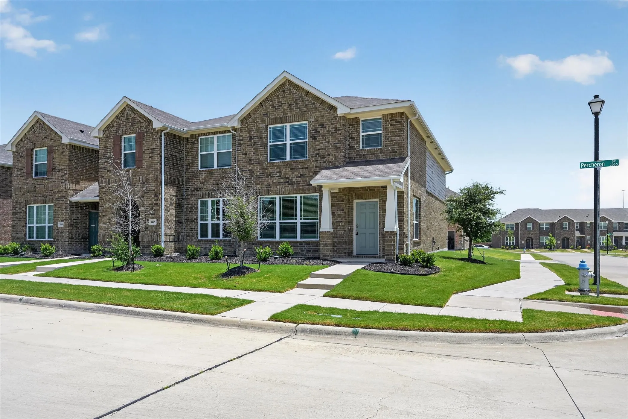Single Family Residence For Sale in Dallas County , 3001 Percheron Drive, Mesquite, Texas 75150, 3 Bedroom, 3 Bathroom, 2 Garage spaces, 1,751 Sqft, built in 2020, mls#21316767, Real Estate Agent in Mesquite, Homes For Sale in Dallas county, Homes For Sale in Mesquite, Realtor in Mesquite Texas, Real Estate Brokerage Independent Realty Texas, Luminita Cordes Realtor