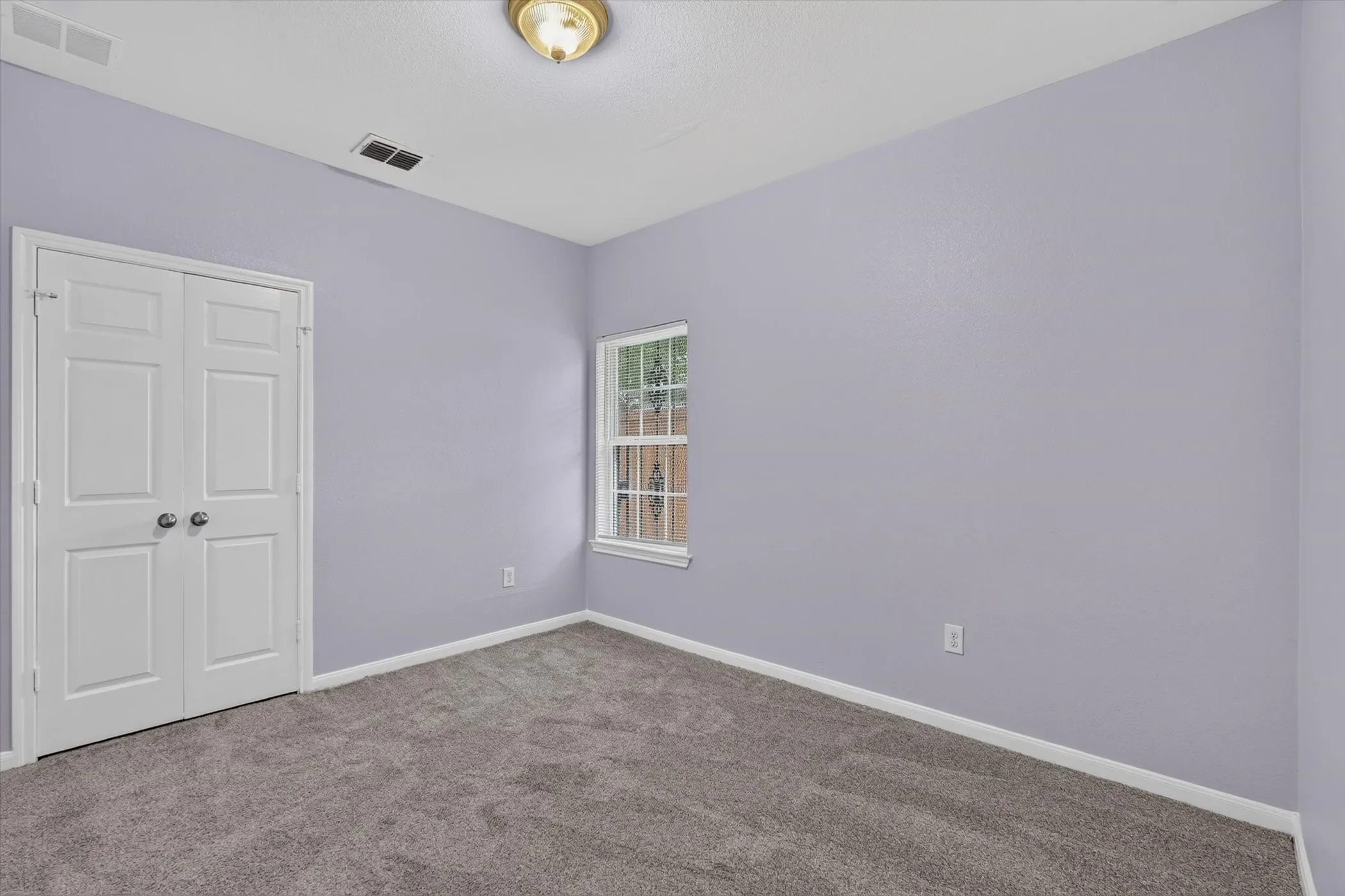 Single Family Residence For Sale in Dallas County , 4718 Jamaica Street, Dallas, Texas 75210, 3 Bedroom, 2 Bathroom, 1 Garage spaces, 1,272 Sqft, built in 2011, mls#21311884, Real Estate Agent in Dallas, Homes For Sale in Dallas county, Homes For Sale in Dallas, Realtor in Dallas Texas, Real Estate Brokerage Independent Realty Texas, Luminita Cordes Realtor