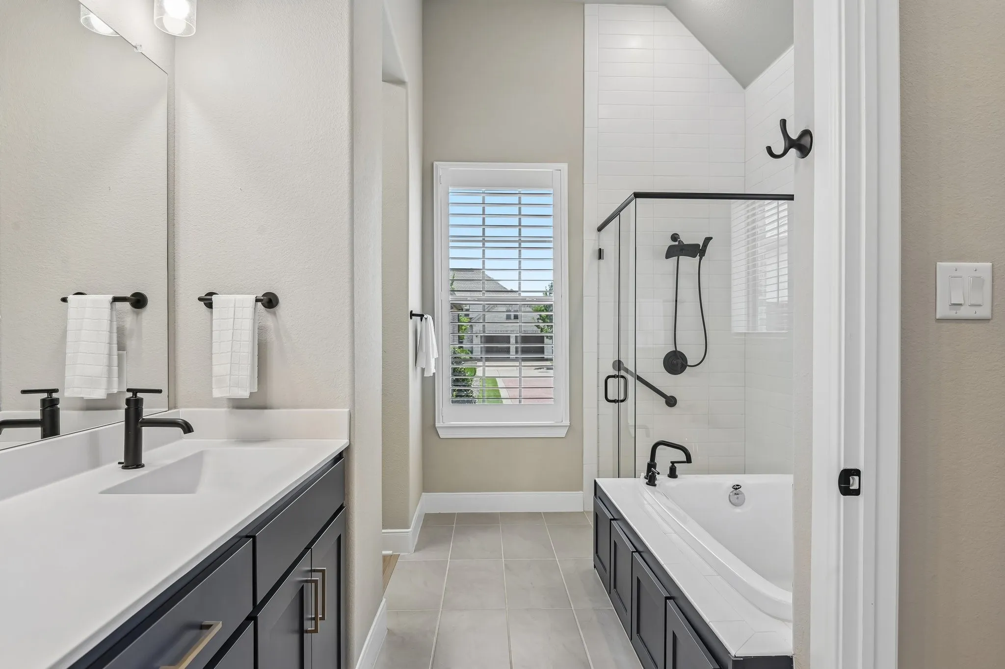 Single Family Residence For Sale in Tarrant County , 4817 Forest Crest Parkway, Arlington, Texas 76005, 2 Bedroom, 2 Bathroom, 2 Garage spaces, 1,835 Sqft, built in 2024, mls#21313086, Real Estate Agent in Arlington, Homes For Sale in Tarrant county, Homes For Sale in Arlington, Realtor in Arlington Texas, Real Estate Brokerage Independent Realty Texas, Luminita Cordes Realtor