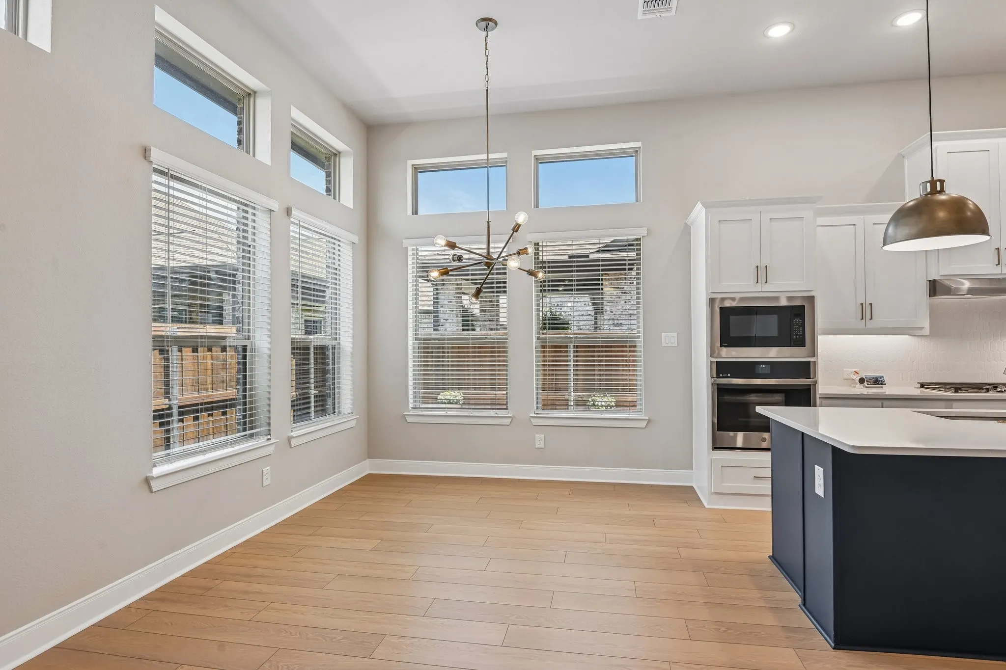 Single Family Residence For Sale in Tarrant County , 4817 Forest Crest Parkway, Arlington, Texas 76005, 2 Bedroom, 2 Bathroom, 2 Garage spaces, 1,835 Sqft, built in 2024, mls#21313086, Real Estate Agent in Arlington, Homes For Sale in Tarrant county, Homes For Sale in Arlington, Realtor in Arlington Texas, Real Estate Brokerage Independent Realty Texas, Luminita Cordes Realtor