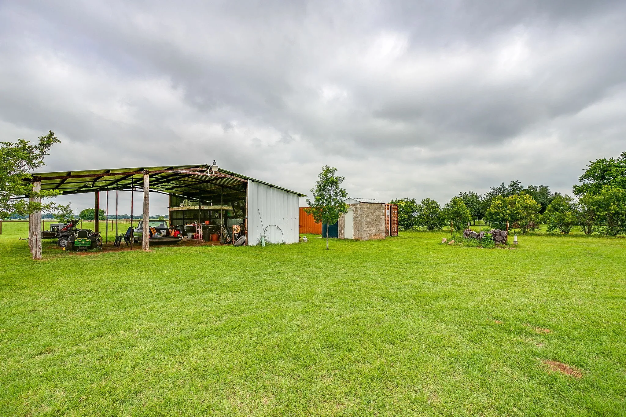 Single Family Residence For Sale in Parker County , 505 Double Tree Lane, Lipan, Texas 76462, 3 Bedroom, 2 Bathroom, Garage spaces, 1,500 Sqft, built in 2018, mls#21317168, Real Estate Agent in Lipan, Homes For Sale in Parker county, Homes For Sale in Lipan, Realtor in Lipan Texas, Real Estate Brokerage Independent Realty Texas, Luminita Cordes Realtor