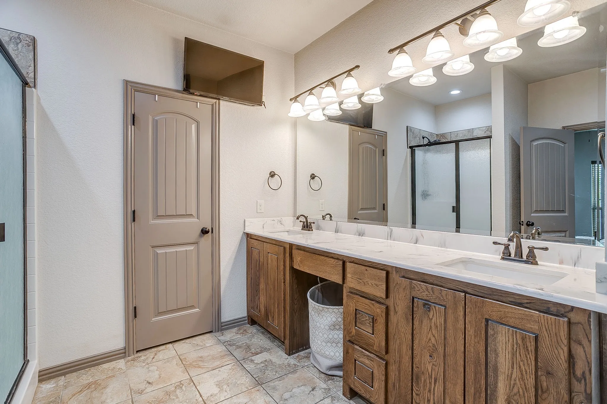 Single Family Residence For Sale in Parker County , 505 Double Tree Lane, Lipan, Texas 76462, 3 Bedroom, 2 Bathroom, Garage spaces, 1,500 Sqft, built in 2018, mls#21317168, Real Estate Agent in Lipan, Homes For Sale in Parker county, Homes For Sale in Lipan, Realtor in Lipan Texas, Real Estate Brokerage Independent Realty Texas, Luminita Cordes Realtor