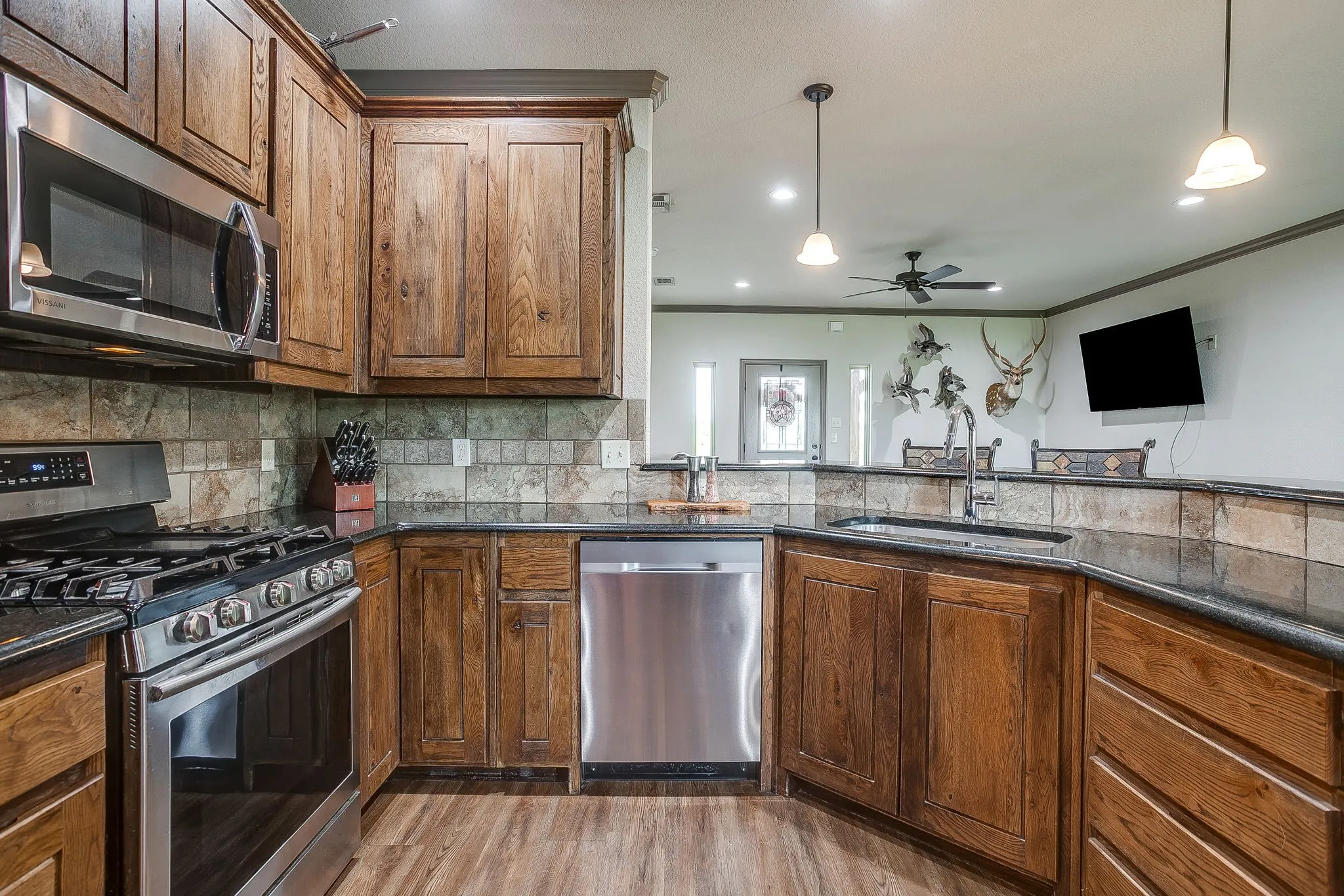 Single Family Residence For Sale in Parker County , 505 Double Tree Lane, Lipan, Texas 76462, 3 Bedroom, 2 Bathroom, Garage spaces, 1,500 Sqft, built in 2018, mls#21317168, Real Estate Agent in Lipan, Homes For Sale in Parker county, Homes For Sale in Lipan, Realtor in Lipan Texas, Real Estate Brokerage Independent Realty Texas, Luminita Cordes Realtor
