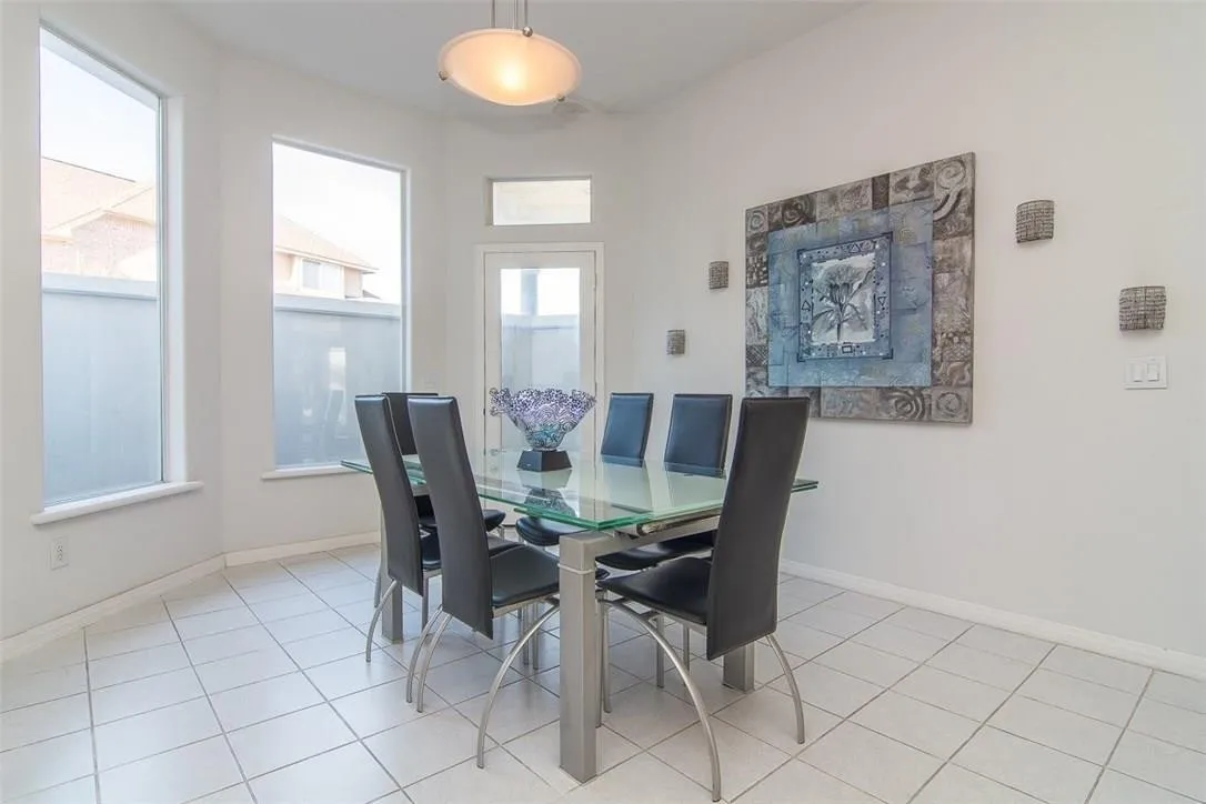 Single Family Residence For Rent in Collin County , 18007 Rock Branch Drive, Dallas, Texas 75287, 4 Bedrooms, 3 Bathrooms, 3 Garage spaces, 3,920 Sqft, built in 1996, Price $5,000, mls#21317133, Real Estate Agent in Dallas, Homes For Rent in Collin county, Homes For Rent in Dallas, Realtor in Dallas Texas, Real Estate Brokerage Independent Realty Texas, Luminita Cordes Realtor