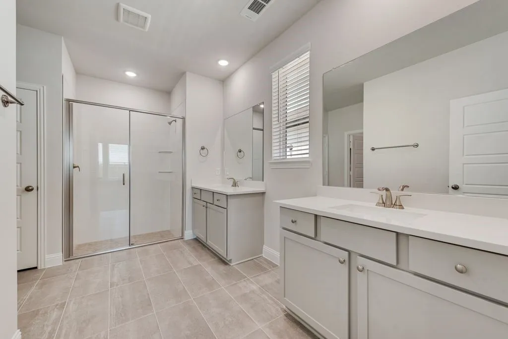 Single Family Residence For Sale in Tarrant County , 617 Marcus Lane, Crowley, Texas 76036, 4 Bedroom, 5 Bathroom, 2 Garage spaces, 3,017 Sqft, built in 2026, mls#21317271, Real Estate Agent in Crowley, Homes For Sale in Tarrant county, Homes For Sale in Crowley, Realtor in Crowley Texas, Real Estate Brokerage Independent Realty Texas, Luminita Cordes Realtor