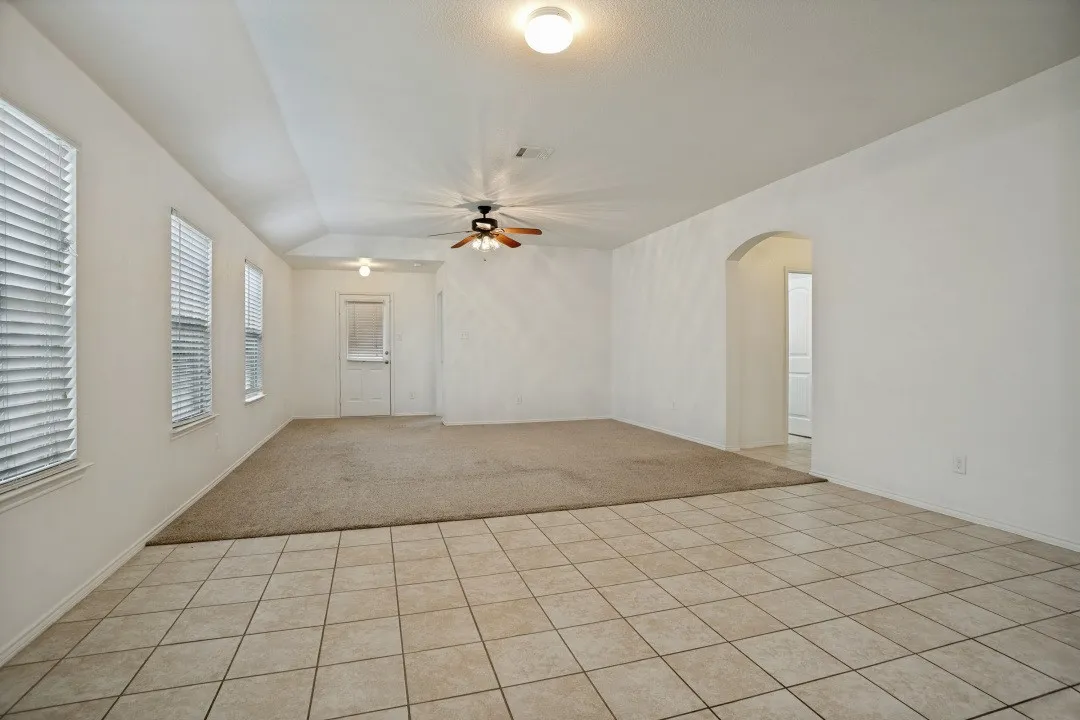 Single Family Residence For Rent in Collin County , 1106 Nickel Street, Princeton, Texas 75407, 4 Bedroom, 2 Bathroom, 2 Garage spaces, 1,891 Sqft, built in 2017, mls#21316953, Real Estate Agent in Princeton, Homes For Rent in Collin county, Homes For Rent in Princeton, Realtor in Princeton Texas, Real Estate Brokerage Independent Realty Texas, Luminita Cordes Realtor