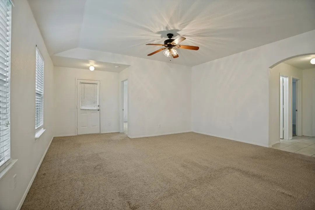 Single Family Residence For Rent in Collin County , 1106 Nickel Street, Princeton, Texas 75407, 4 Bedroom, 2 Bathroom, 2 Garage spaces, 1,891 Sqft, built in 2017, mls#21316953, Real Estate Agent in Princeton, Homes For Rent in Collin county, Homes For Rent in Princeton, Realtor in Princeton Texas, Real Estate Brokerage Independent Realty Texas, Luminita Cordes Realtor