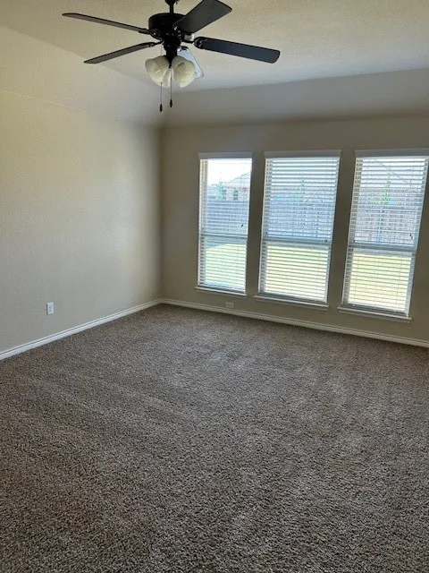 Single Family Residence For Rent in Kaufman County , 3017 Maverick Drive, Forney, Texas 75126, 4 Bedroom, 2 Bathroom, 2 Garage spaces, 2,032 Sqft, built in 2017, mls#21314081, Real Estate Agent in Forney, Homes For Rent in Kaufman county, Homes For Rent in Forney, Realtor in Forney Texas, Real Estate Brokerage Independent Realty Texas, Luminita Cordes Realtor