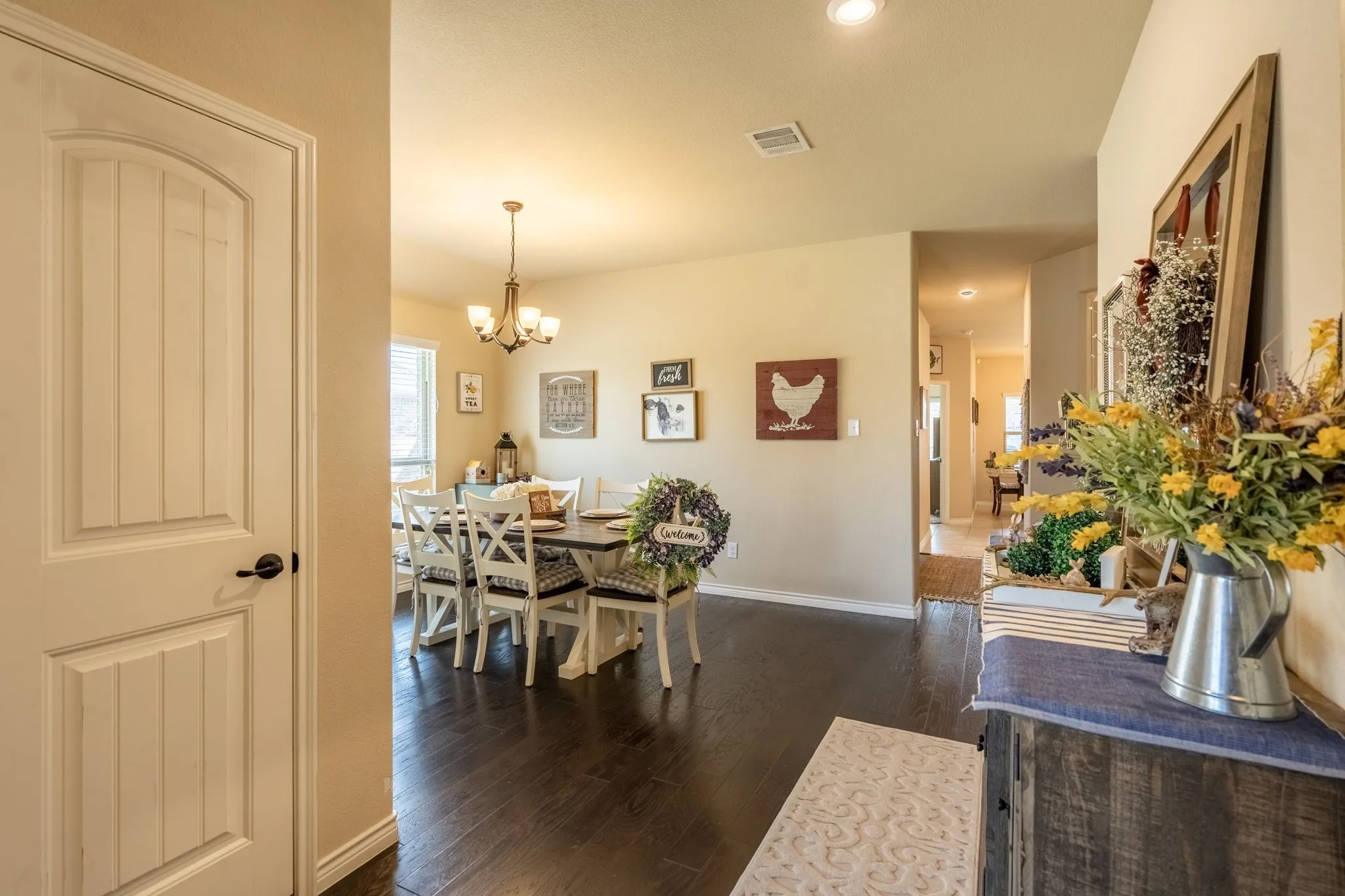 Single Family Residence For Rent in Kaufman County , 3017 Maverick Drive, Forney, Texas 75126, 4 Bedroom, 2 Bathroom, 2 Garage spaces, 2,032 Sqft, built in 2017, mls#21314081, Real Estate Agent in Forney, Homes For Rent in Kaufman county, Homes For Rent in Forney, Realtor in Forney Texas, Real Estate Brokerage Independent Realty Texas, Luminita Cordes Realtor