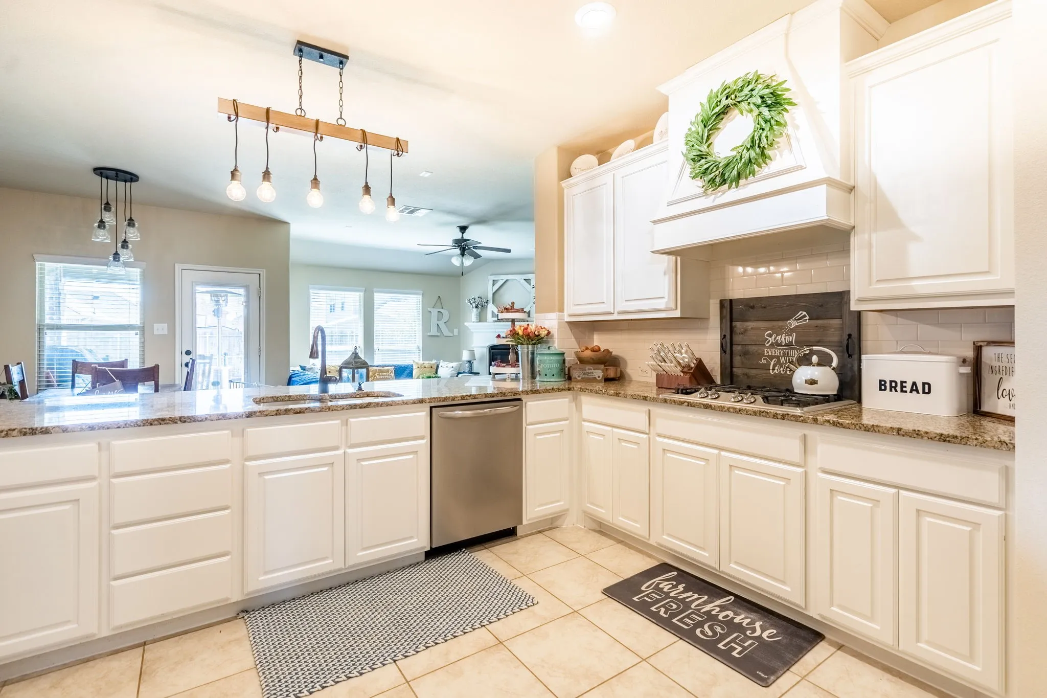 Single Family Residence For Rent in Kaufman County , 3017 Maverick Drive, Forney, Texas 75126, 4 Bedroom, 2 Bathroom, 2 Garage spaces, 2,032 Sqft, built in 2017, mls#21314081, Real Estate Agent in Forney, Homes For Rent in Kaufman county, Homes For Rent in Forney, Realtor in Forney Texas, Real Estate Brokerage Independent Realty Texas, Luminita Cordes Realtor