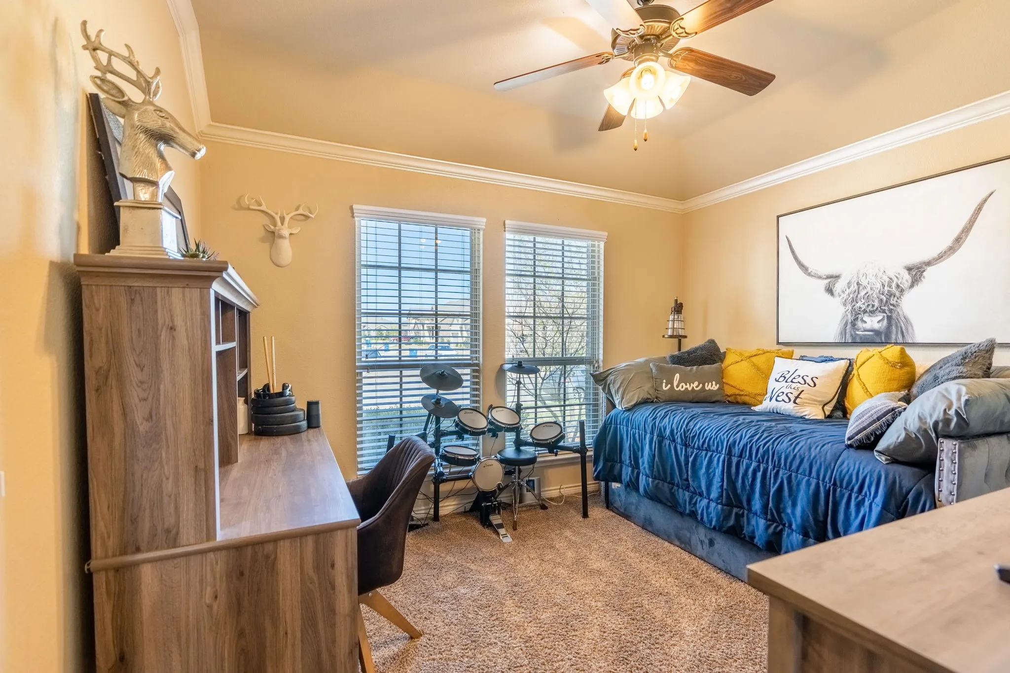 Single Family Residence For Rent in Kaufman County , 3017 Maverick Drive, Forney, Texas 75126, 4 Bedroom, 2 Bathroom, 2 Garage spaces, 2,032 Sqft, built in 2017, mls#21314081, Real Estate Agent in Forney, Homes For Rent in Kaufman county, Homes For Rent in Forney, Realtor in Forney Texas, Real Estate Brokerage Independent Realty Texas, Luminita Cordes Realtor