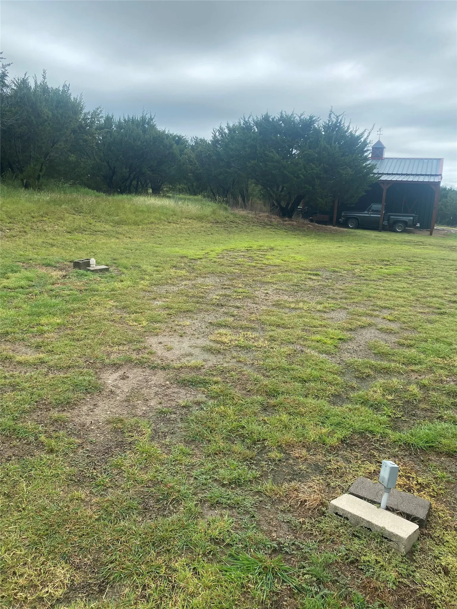 Single Family Residence For Sale in Hood County , 7744 Wd Court, Lipan, Texas 76462, 2 Bedroom, 3 Bathroom, Garage spaces, 1,584 Sqft, built in 2007, mls#21317353, Real Estate Agent in Lipan, Homes For Sale in Hood county, Homes For Sale in Lipan, Realtor in Lipan Texas, Real Estate Brokerage Independent Realty Texas, Luminita Cordes Realtor