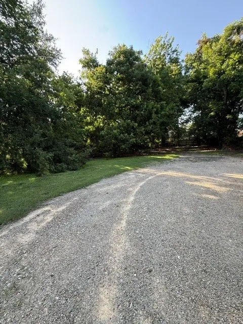 Improved Land For Sale in Lamar County , 325 25th Street NE, Paris, Texas 75460, 0, 0, Garage spaces, 0 Sqft, built in 1960, Price $75,000, mls#21314073, Real Estate Agent in Paris, Homes For Sale in Lamar county, Homes For Sale in Paris, Realtor in Paris Texas, Real Estate Brokerage Independent Realty Texas, Luminita Cordes Realtor