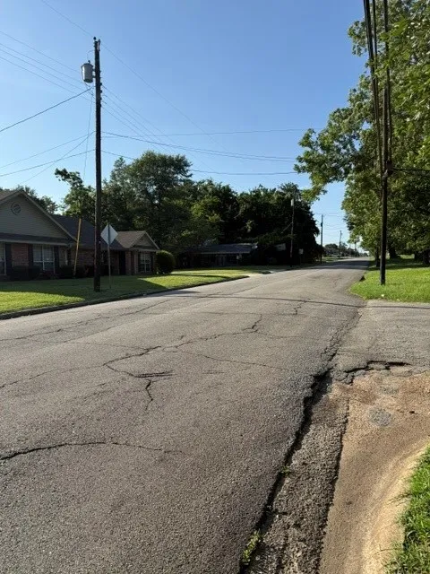 Improved Land For Sale in Lamar County , 325 25th Street NE, Paris, Texas 75460, 0, 0, Garage spaces, 0 Sqft, built in 1960, Price $75,000, mls#21314073, Real Estate Agent in Paris, Homes For Sale in Lamar county, Homes For Sale in Paris, Realtor in Paris Texas, Real Estate Brokerage Independent Realty Texas, Luminita Cordes Realtor