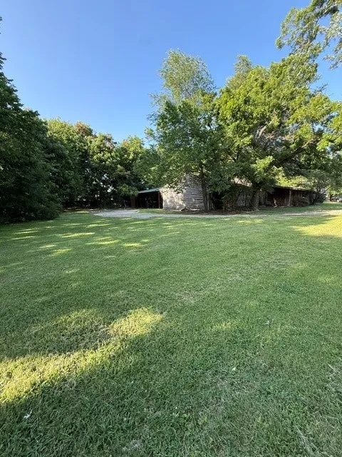 Improved Land For Sale in Lamar County , 325 25th Street NE, Paris, Texas 75460, 0, 0, Garage spaces, 0 Sqft, built in 1960, Price $75,000, mls#21314073, Real Estate Agent in Paris, Homes For Sale in Lamar county, Homes For Sale in Paris, Realtor in Paris Texas, Real Estate Brokerage Independent Realty Texas, Luminita Cordes Realtor