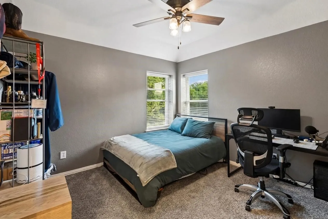 Single Family Residence For Sale in Tarrant County , 1427 Briar Meadow Drive, Keller, Texas 76248, 4 Bedroom, 4 Bathroom, 2 Garage spaces, 3,064 Sqft, built in 1995, mls#21316862, Real Estate Agent in Keller, Homes For Sale in Tarrant county, Homes For Sale in Keller, Realtor in Keller Texas, Real Estate Brokerage Independent Realty Texas, Luminita Cordes Realtor