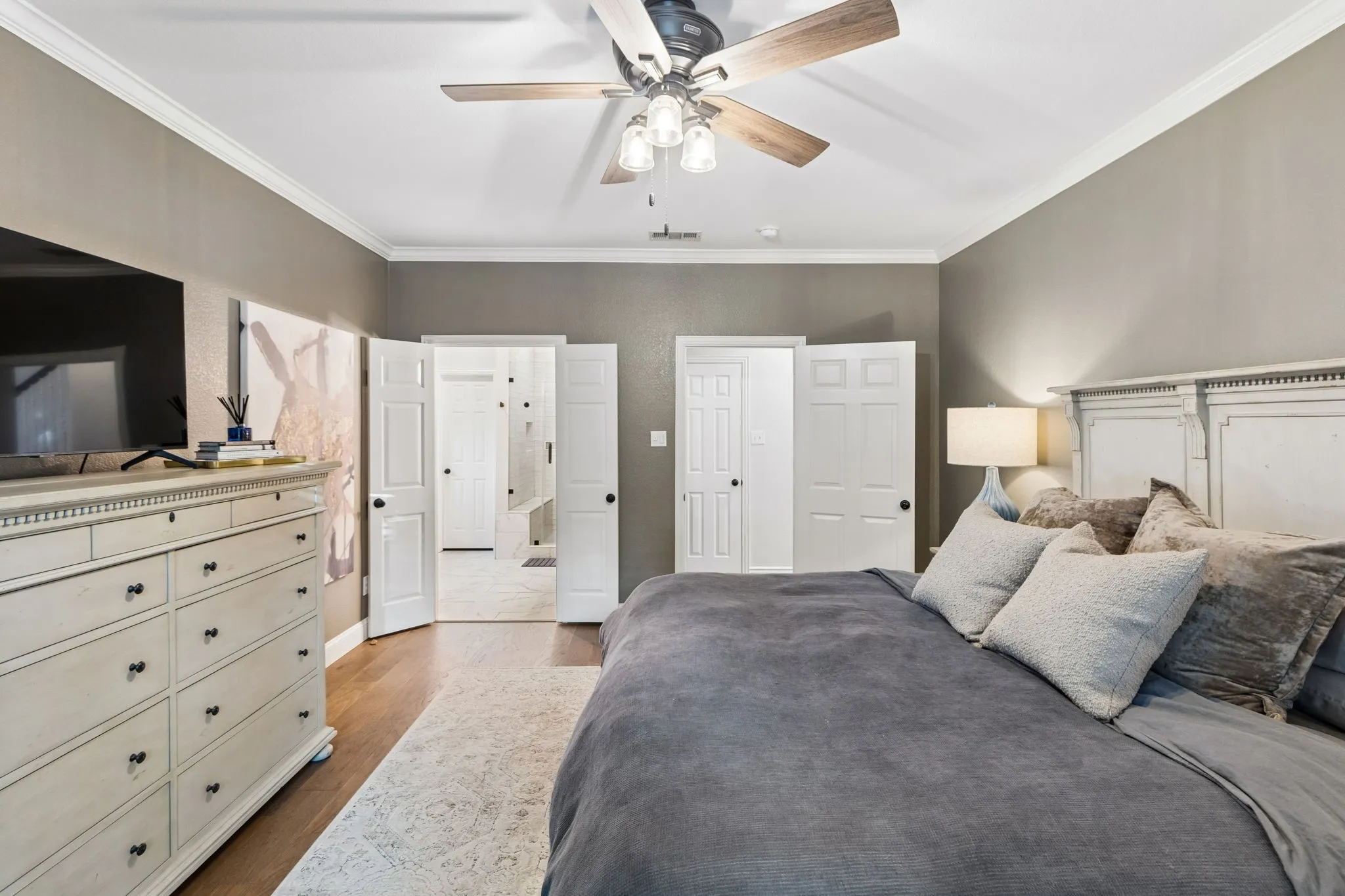 Single Family Residence For Sale in Tarrant County , 1427 Briar Meadow Drive, Keller, Texas 76248, 4 Bedroom, 4 Bathroom, 2 Garage spaces, 3,064 Sqft, built in 1995, mls#21316862, Real Estate Agent in Keller, Homes For Sale in Tarrant county, Homes For Sale in Keller, Realtor in Keller Texas, Real Estate Brokerage Independent Realty Texas, Luminita Cordes Realtor