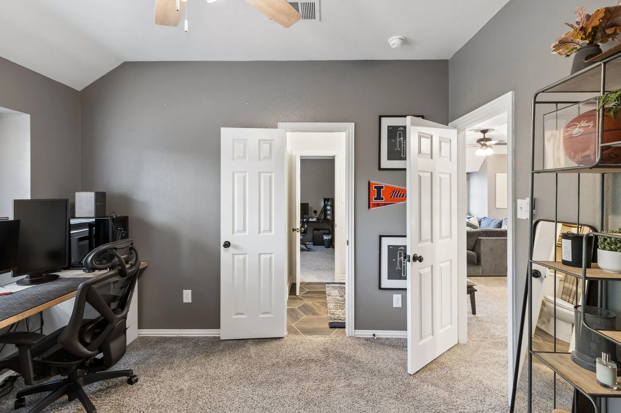 Single Family Residence For Sale in Tarrant County , 1427 Briar Meadow Drive, Keller, Texas 76248, 4 Bedroom, 4 Bathroom, 2 Garage spaces, 3,064 Sqft, built in 1995, mls#21316862, Real Estate Agent in Keller, Homes For Sale in Tarrant county, Homes For Sale in Keller, Realtor in Keller Texas, Real Estate Brokerage Independent Realty Texas, Luminita Cordes Realtor