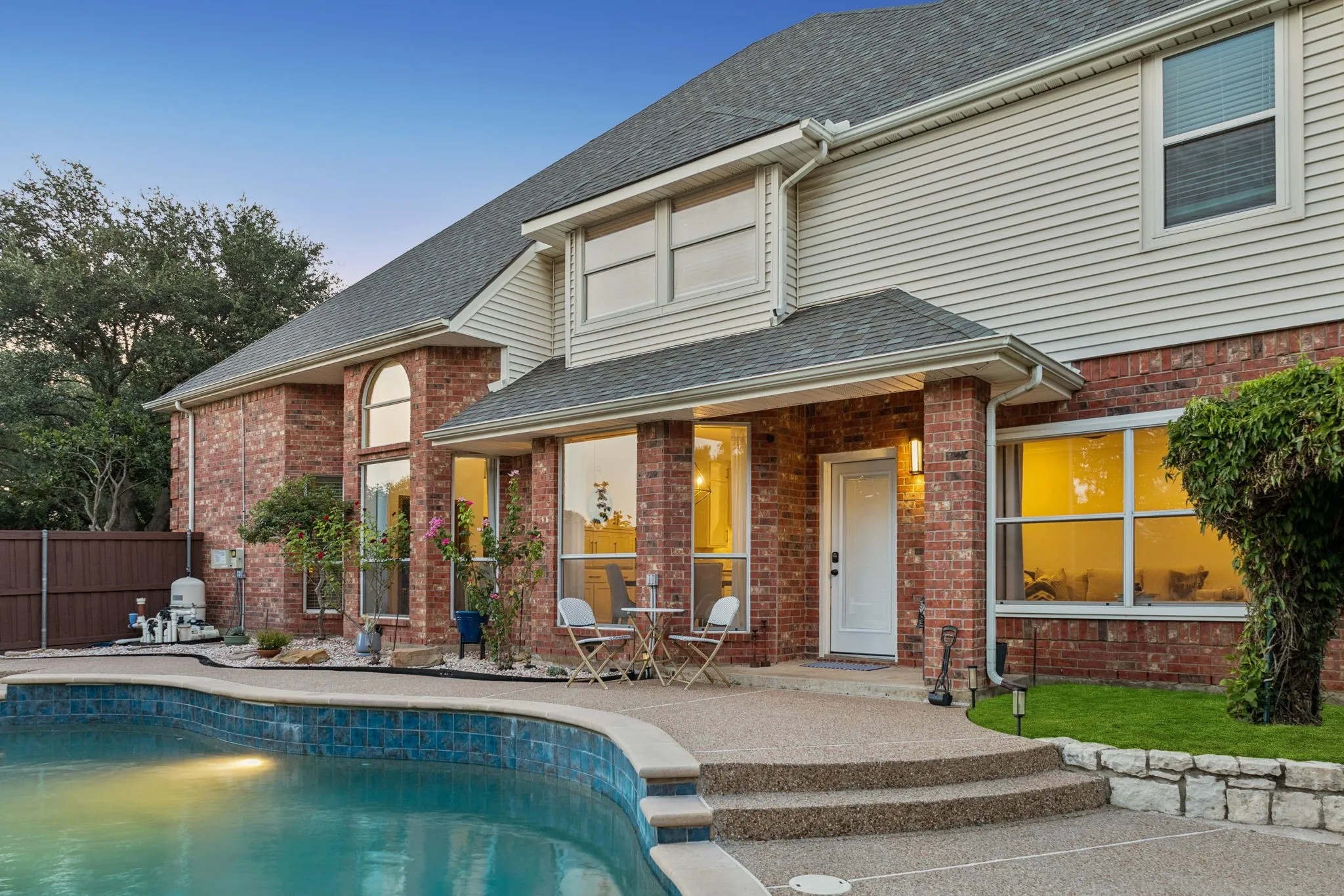 Single Family Residence For Sale in Tarrant County , 1427 Briar Meadow Drive, Keller, Texas 76248, 4 Bedroom, 4 Bathroom, 2 Garage spaces, 3,064 Sqft, built in 1995, mls#21316862, Real Estate Agent in Keller, Homes For Sale in Tarrant county, Homes For Sale in Keller, Realtor in Keller Texas, Real Estate Brokerage Independent Realty Texas, Luminita Cordes Realtor