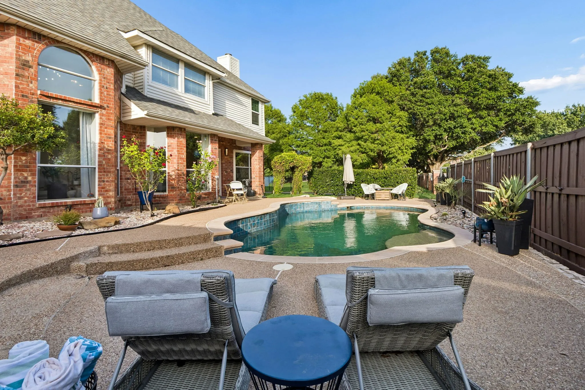 Single Family Residence For Sale in Tarrant County , 1427 Briar Meadow Drive, Keller, Texas 76248, 4 Bedroom, 4 Bathroom, 2 Garage spaces, 3,064 Sqft, built in 1995, mls#21316862, Real Estate Agent in Keller, Homes For Sale in Tarrant county, Homes For Sale in Keller, Realtor in Keller Texas, Real Estate Brokerage Independent Realty Texas, Luminita Cordes Realtor