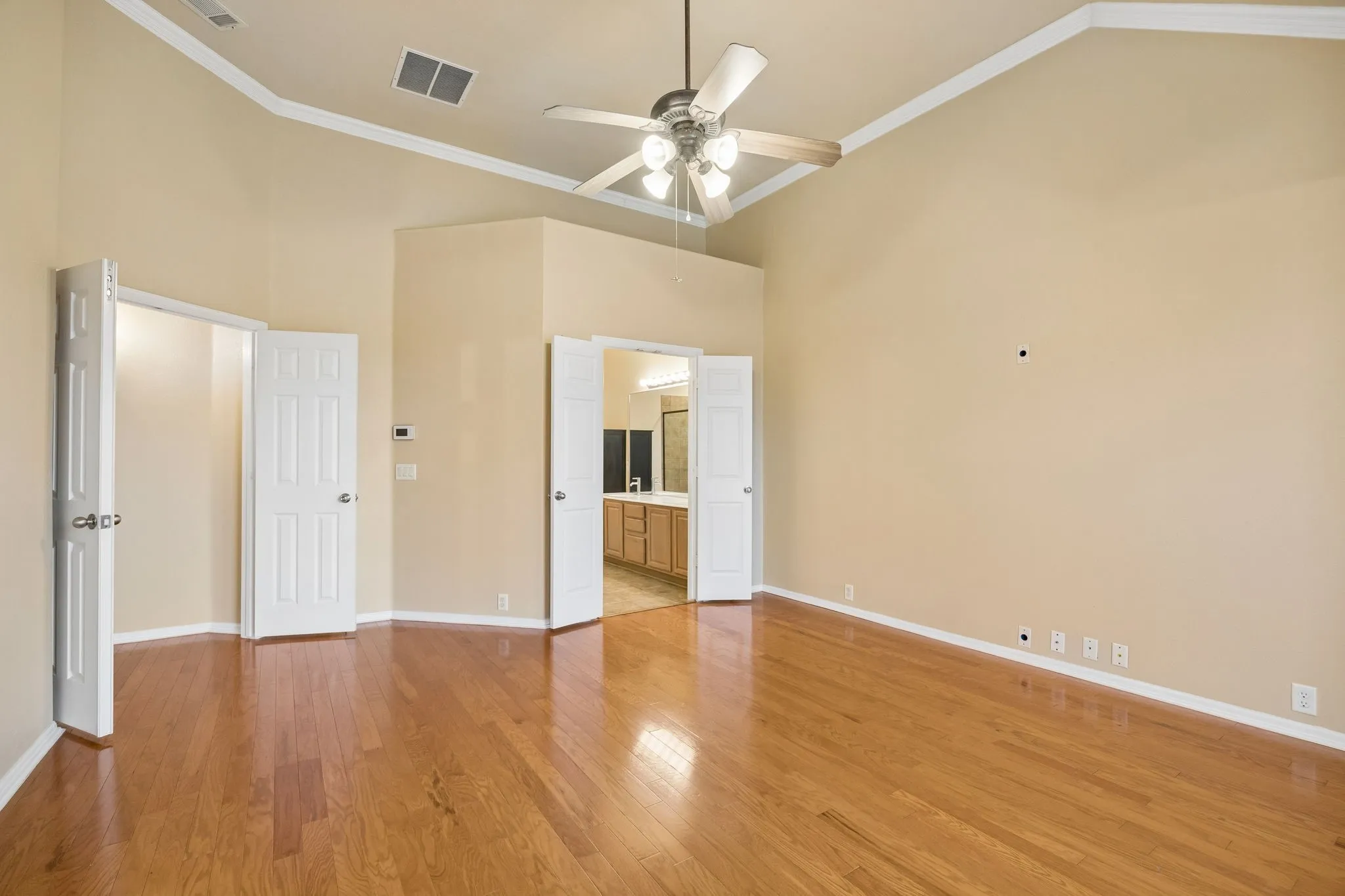 Large primary bedroom