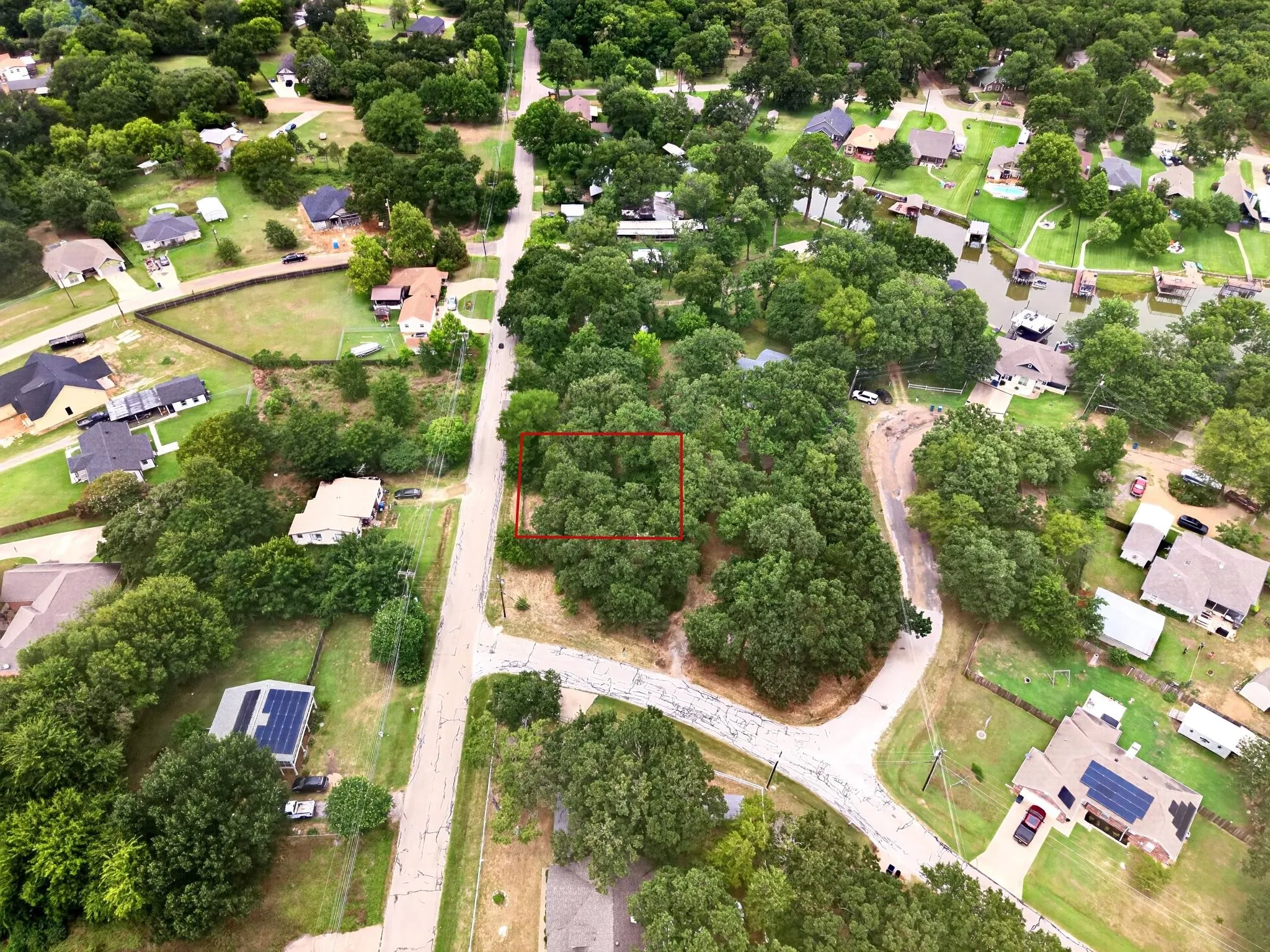 Unimproved Land For Sale in Henderson County , 628 Legendary Lane, Gun Barrel City, Texas 75156, 0, 0, Garage spaces, 0 Sqft, built in 0, Price $24,800, mls#21317405, Real Estate Agent in Gun Barrel City, Homes For Sale in Henderson county, Homes For Sale in Gun Barrel City, Realtor in Gun Barrel City Texas, Real Estate Brokerage Independent Realty Texas, Luminita Cordes Realtor