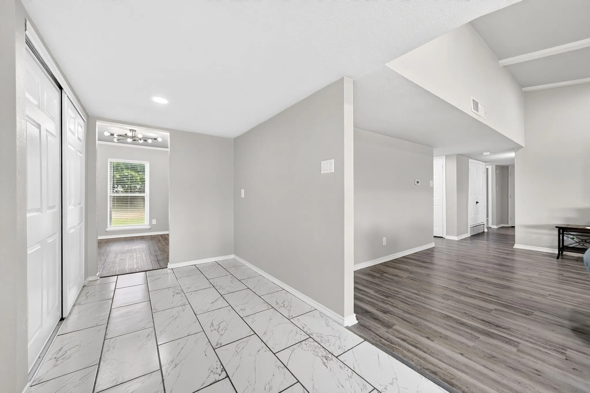 Single Family Residence For Sale in Dallas County , 4333 Woodbluff Drive, Mesquite, Texas 75150, 3 Bedroom, 2 Bathroom, 2 Garage spaces, 1,934 Sqft, built in 1978, mls#21317428, Real Estate Agent in Mesquite, Homes For Sale in Dallas county, Homes For Sale in Mesquite, Realtor in Mesquite Texas, Real Estate Brokerage Independent Realty Texas, Luminita Cordes Realtor