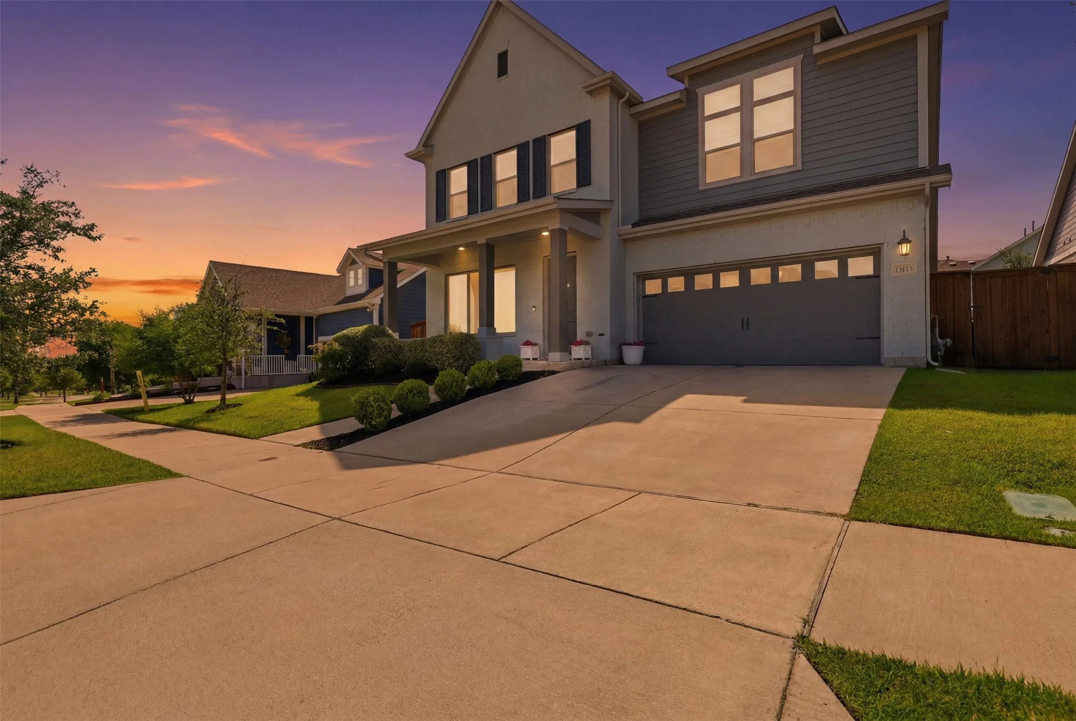 Single Family Residence For Sale in Parker County , 14017 Green Hook Road, Fort Worth, Texas 76008, 4 Bedroom, 4 Bathroom, 3 Garage spaces, 3,180 Sqft, built in 2019, mls#21317430, Real Estate Agent in Fort Worth, Homes For Sale in Parker county, Homes For Sale in Fort Worth, Realtor in Fort Worth Texas, Real Estate Brokerage Independent Realty Texas, Luminita Cordes Realtor