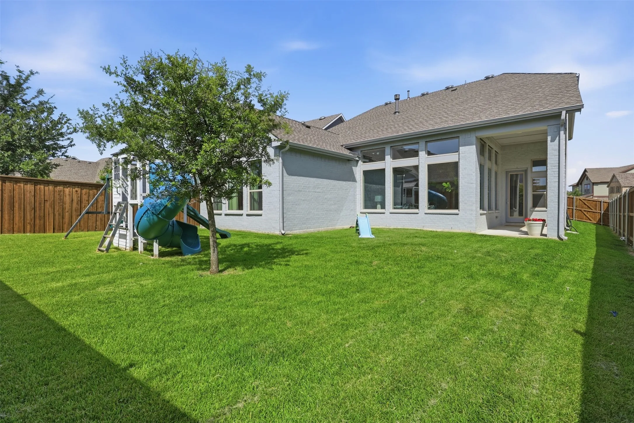 Single Family Residence For Sale in Parker County , 14017 Green Hook Road, Fort Worth, Texas 76008, 4 Bedroom, 4 Bathroom, 3 Garage spaces, 3,180 Sqft, built in 2019, mls#21317430, Real Estate Agent in Fort Worth, Homes For Sale in Parker county, Homes For Sale in Fort Worth, Realtor in Fort Worth Texas, Real Estate Brokerage Independent Realty Texas, Luminita Cordes Realtor