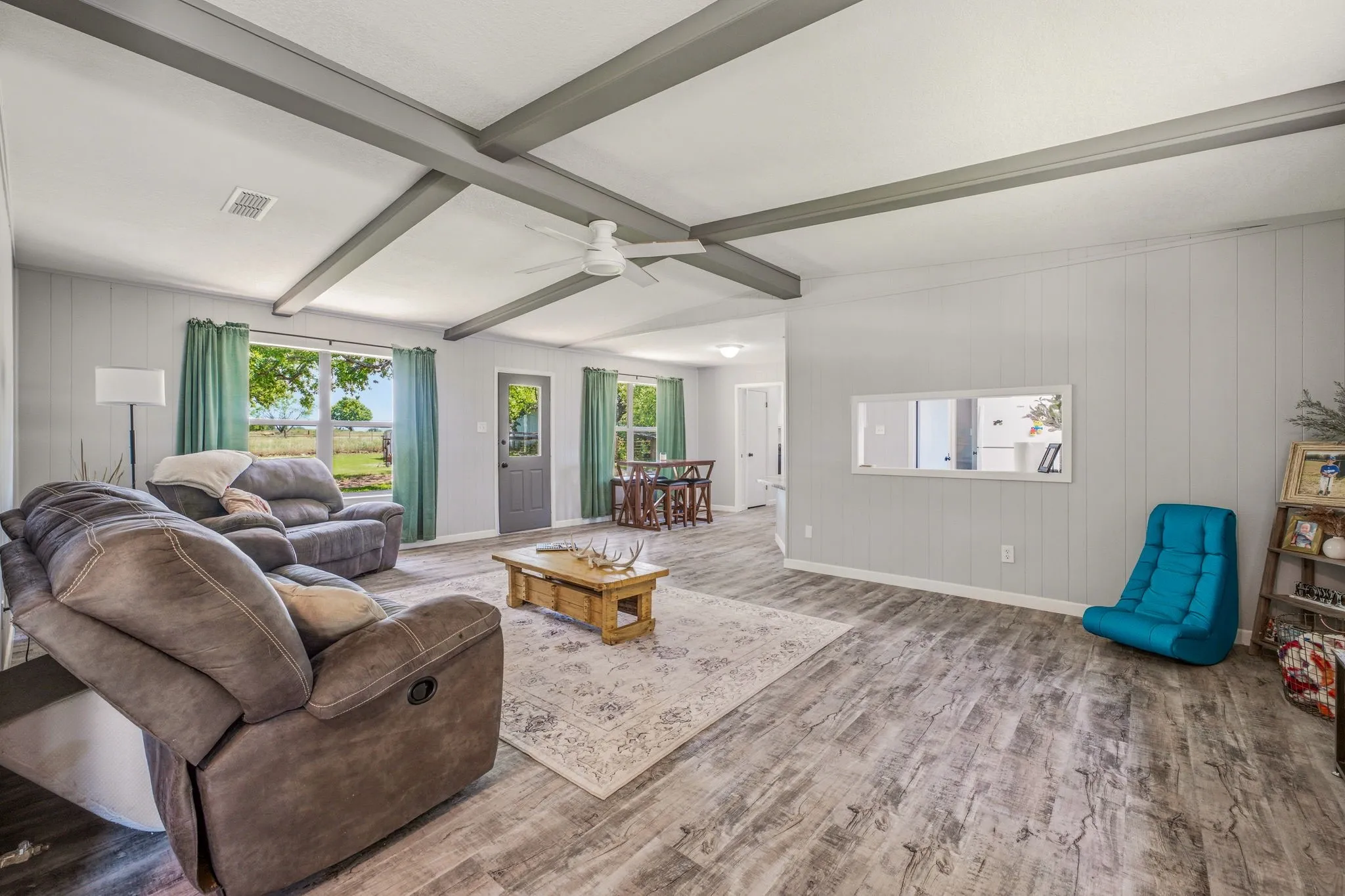 Single Family Residence For Sale in Young County , 1331 Medlan Chapel Road, Graham, Texas 76450, 3 Bedroom, 2 Bathroom, Garage spaces, 1,874 Sqft, built in 1987, mls#21311955, Real Estate Agent in Graham, Homes For Sale in Young county, Homes For Sale in Graham, Realtor in Graham Texas, Real Estate Brokerage Independent Realty Texas, Luminita Cordes Realtor