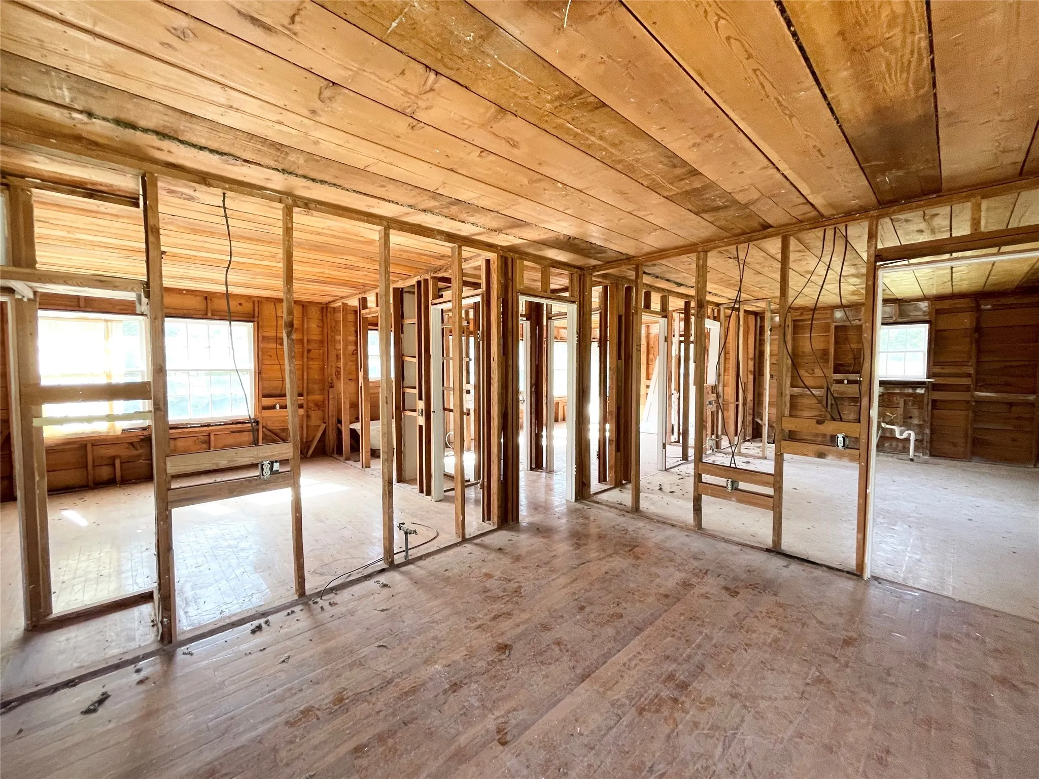 Single Family Residence For Sale in Young County , 1331 Medlan Chapel Road, Graham, Texas 76450, 3 Bedroom, 2 Bathroom, Garage spaces, 1,874 Sqft, built in 1987, mls#21311955, Real Estate Agent in Graham, Homes For Sale in Young county, Homes For Sale in Graham, Realtor in Graham Texas, Real Estate Brokerage Independent Realty Texas, Luminita Cordes Realtor