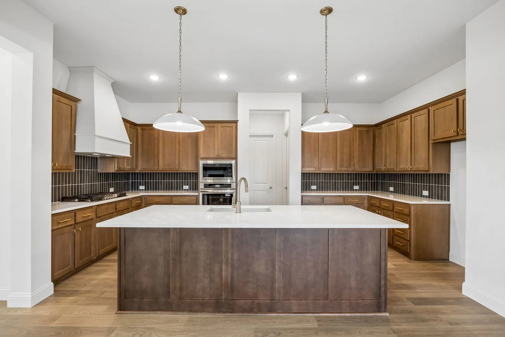Single Family Residence For Sale in Ellis County , 417 Rivers Edge Drive, Waxahachie, Texas 75167, 4 Bedroom, 3 Bathroom, 2 Garage spaces, 2,636 Sqft, built in 2026, mls#21317060, Real Estate Agent in Waxahachie, Homes For Sale in Ellis county, Homes For Sale in Waxahachie, Realtor in Waxahachie Texas, Real Estate Brokerage Independent Realty Texas, Luminita Cordes Realtor