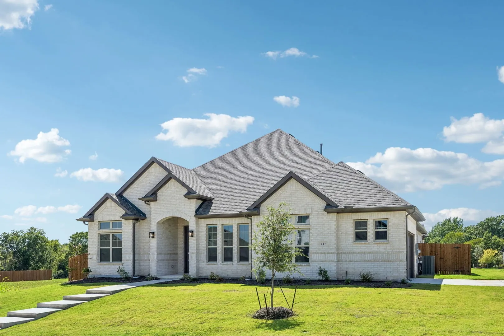 Single Family Residence For Sale in Ellis County , 417 Rivers Edge Drive, Waxahachie, Texas 75167, 4 Bedroom, 3 Bathroom, 2 Garage spaces, 2,636 Sqft, built in 2026, mls#21317060, Real Estate Agent in Waxahachie, Homes For Sale in Ellis county, Homes For Sale in Waxahachie, Realtor in Waxahachie Texas, Real Estate Brokerage Independent Realty Texas, Luminita Cordes Realtor