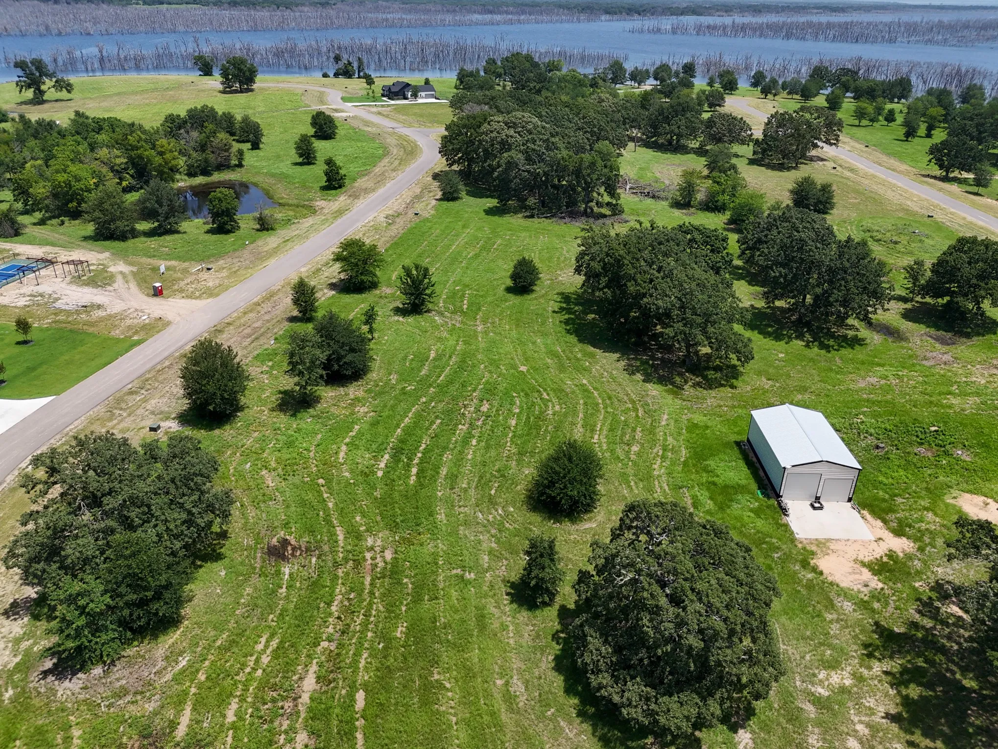 Unimproved Land For Sale in Fannin County , 370 Shoreline Drive, Dodd City, Texas 75438, 0, 0, Garage spaces, 0 Sqft, built in 0, Price $224,900, mls#21312212, Real Estate Agent in Dodd City, Homes For Sale in Fannin county, Homes For Sale in Dodd City, Realtor in Dodd City Texas, Real Estate Brokerage Independent Realty Texas, Luminita Cordes Realtor