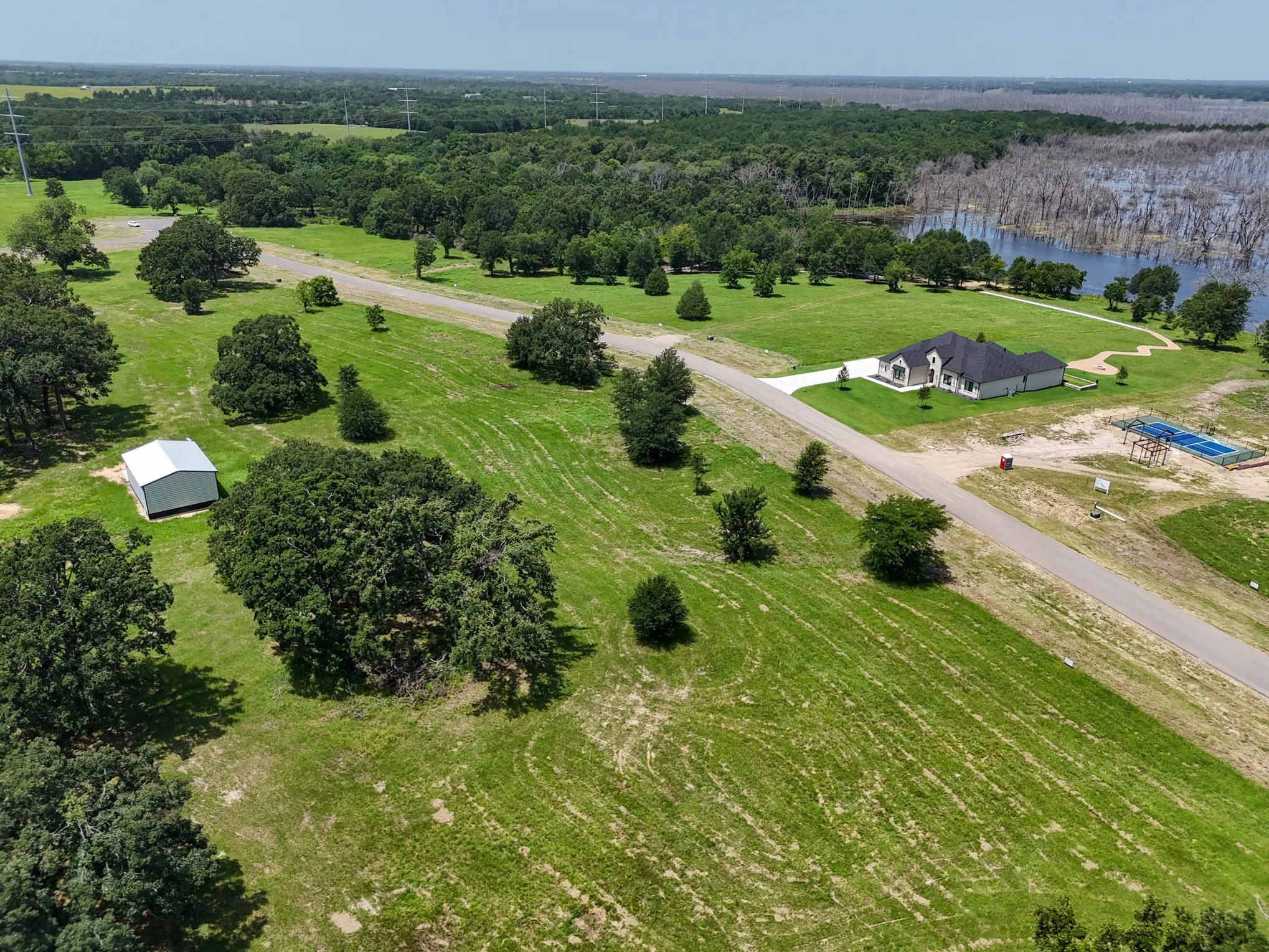 Unimproved Land For Sale in Fannin County , 370 Shoreline Drive, Dodd City, Texas 75438, 0, 0, Garage spaces, 0 Sqft, built in 0, Price $224,900, mls#21312212, Real Estate Agent in Dodd City, Homes For Sale in Fannin county, Homes For Sale in Dodd City, Realtor in Dodd City Texas, Real Estate Brokerage Independent Realty Texas, Luminita Cordes Realtor
