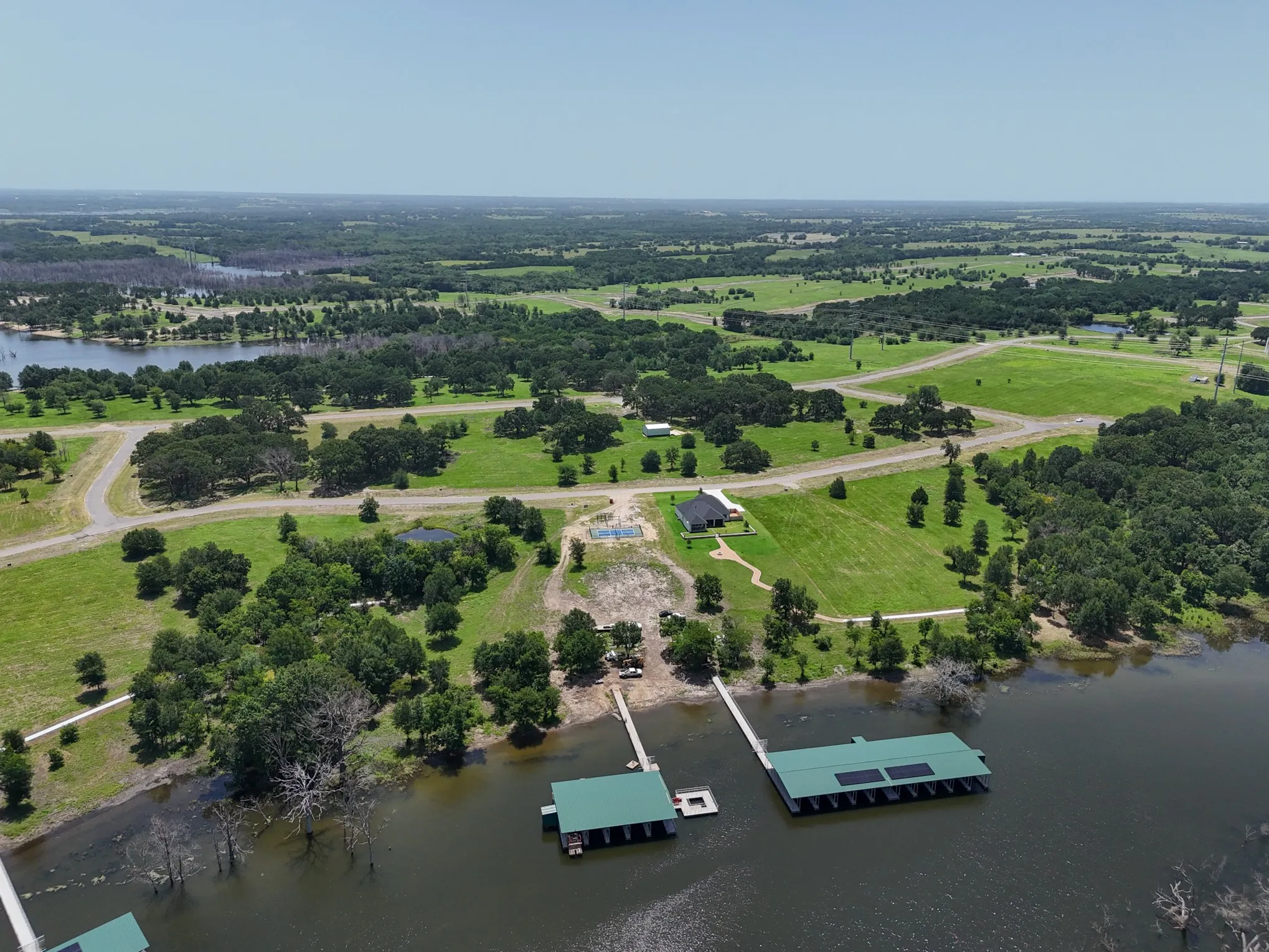 Unimproved Land For Sale in Fannin County , 370 Shoreline Drive, Dodd City, Texas 75438, 0, 0, Garage spaces, 0 Sqft, built in 0, Price $224,900, mls#21312212, Real Estate Agent in Dodd City, Homes For Sale in Fannin county, Homes For Sale in Dodd City, Realtor in Dodd City Texas, Real Estate Brokerage Independent Realty Texas, Luminita Cordes Realtor