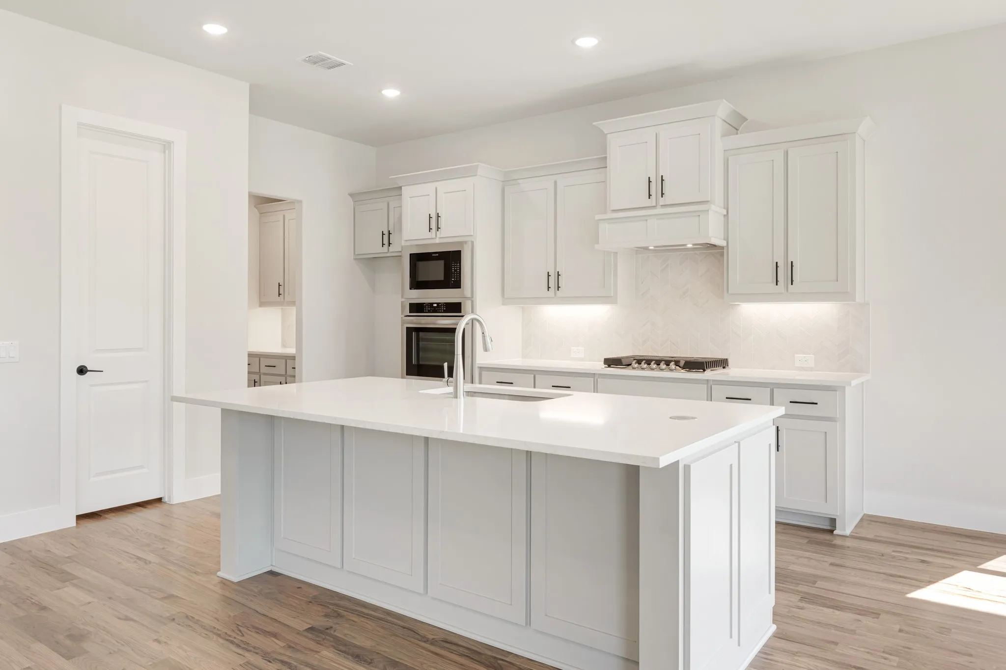 Single Family Residence For Sale in Denton County , 1027 Emerald Trace Drive, Justin, Texas 76247, 5 Bedroom, 4 Bathroom, 2 Garage spaces, 3,485 Sqft, built in 2026, mls#21317179, Real Estate Agent in Justin, Homes For Sale in Denton county, Homes For Sale in Justin, Realtor in Justin Texas, Real Estate Brokerage Independent Realty Texas, Luminita Cordes Realtor