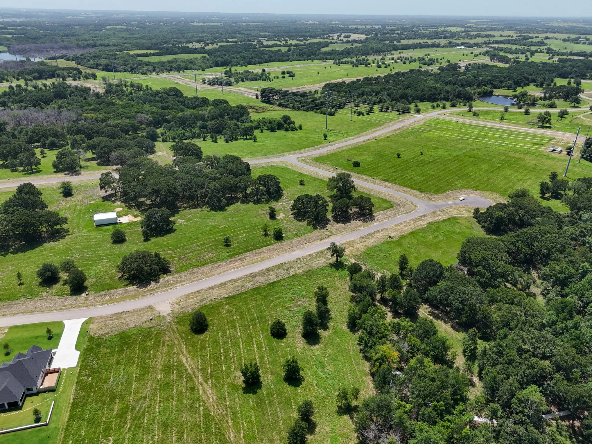 Unimproved Land For Sale in Fannin County , 280 Shoreline Drive, Dodd City, Texas 75438, 0, 0, Garage spaces, 0 Sqft, built in 0, mls#21317462, Real Estate Agent in Dodd City, Homes For Sale in Fannin county, Homes For Sale in Dodd City, Realtor in Dodd City Texas, Real Estate Brokerage Independent Realty Texas, Luminita Cordes Realtor