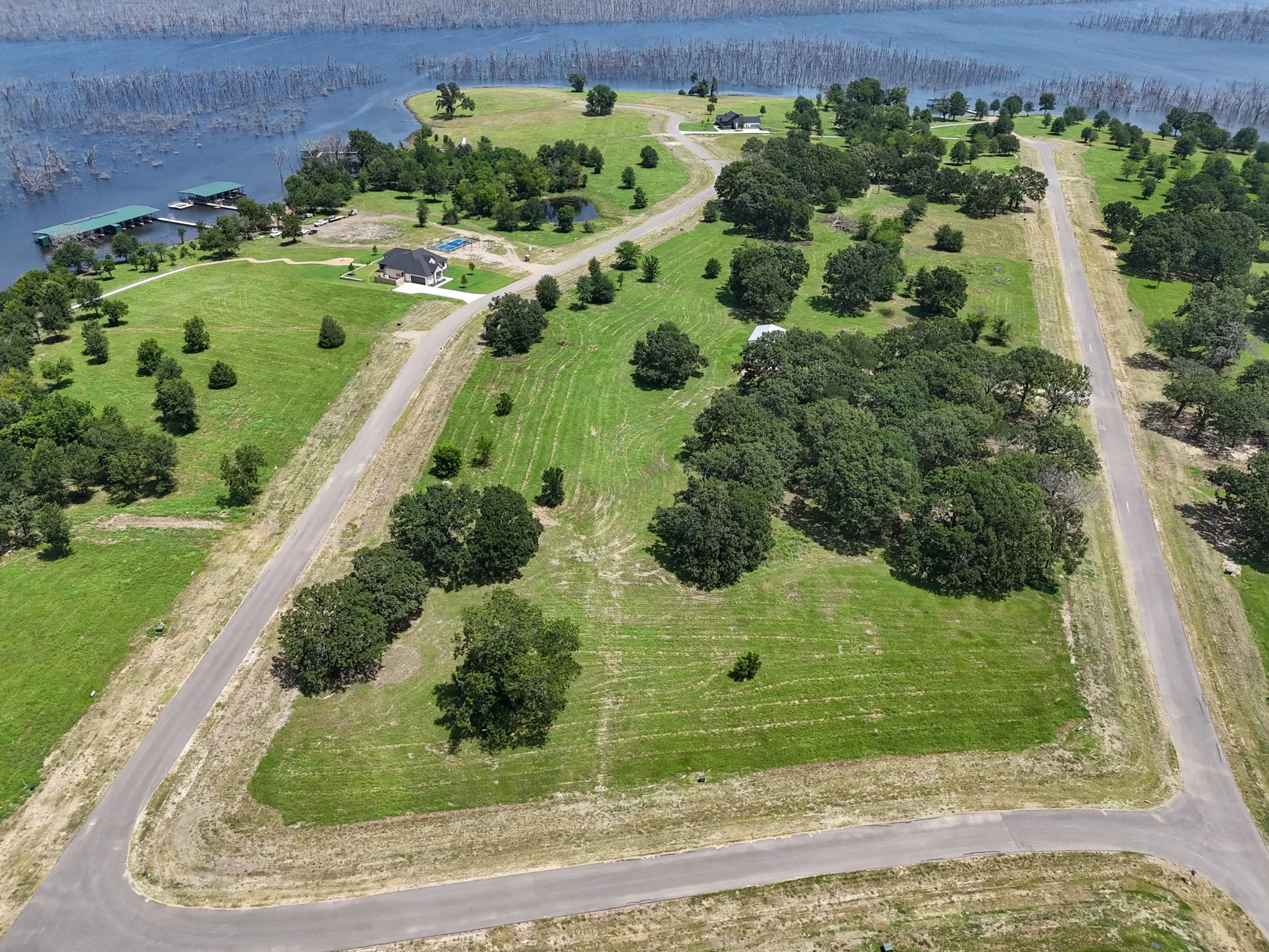 Unimproved Land For Sale in Fannin County , 280 Shoreline Drive, Dodd City, Texas 75438, 0, 0, Garage spaces, 0 Sqft, built in 0, mls#21317462, Real Estate Agent in Dodd City, Homes For Sale in Fannin county, Homes For Sale in Dodd City, Realtor in Dodd City Texas, Real Estate Brokerage Independent Realty Texas, Luminita Cordes Realtor